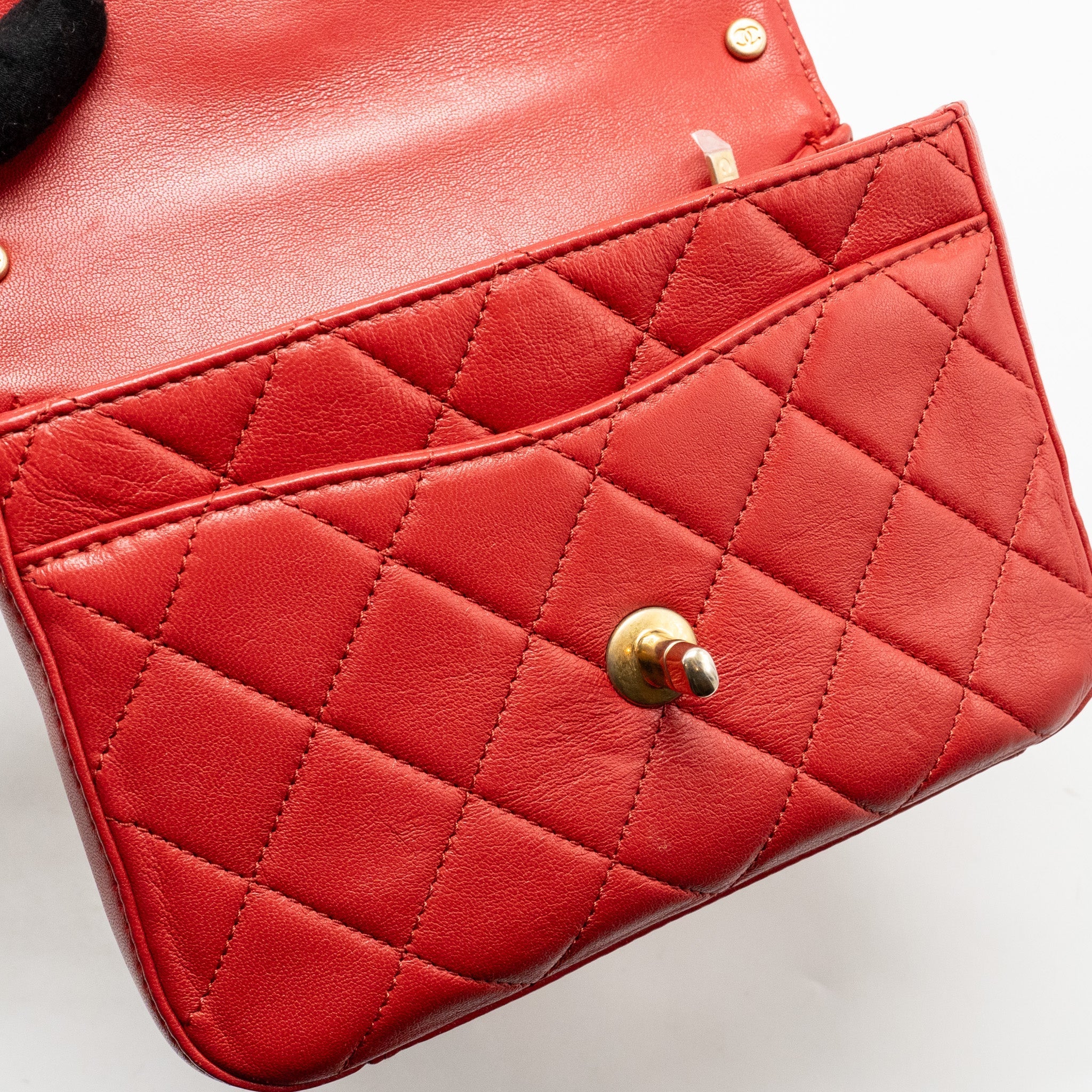 CHANEL CHAIN TOP HANDLE INFINITE FLAP BAG LEATHER RED GHW