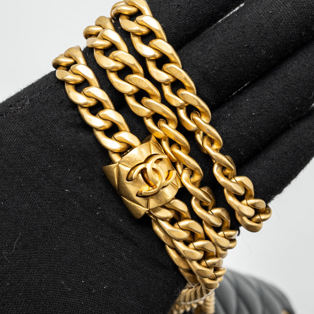 CHANEL 22K GOLD PILLAR ADJUSTABLE CHAIN FLAP BAG LAMBSKIN BLACK BRUSHED GHW (MICROCHIP)