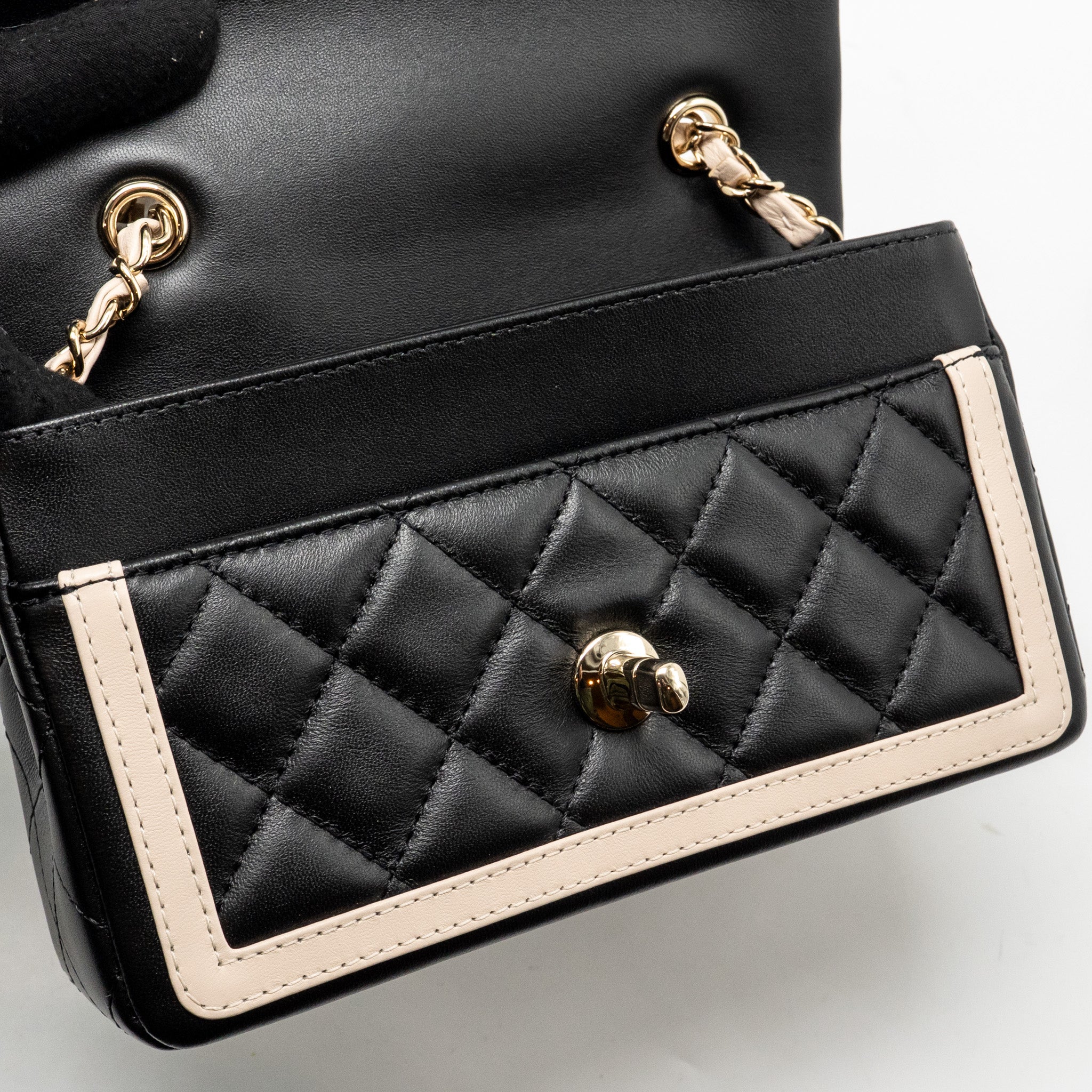 CHANEL 23B QUILTED MINI RECTANGULAR FLAP BAG LAMBSKIN BLACK/BEIGE LGHW (MICROCHIP)