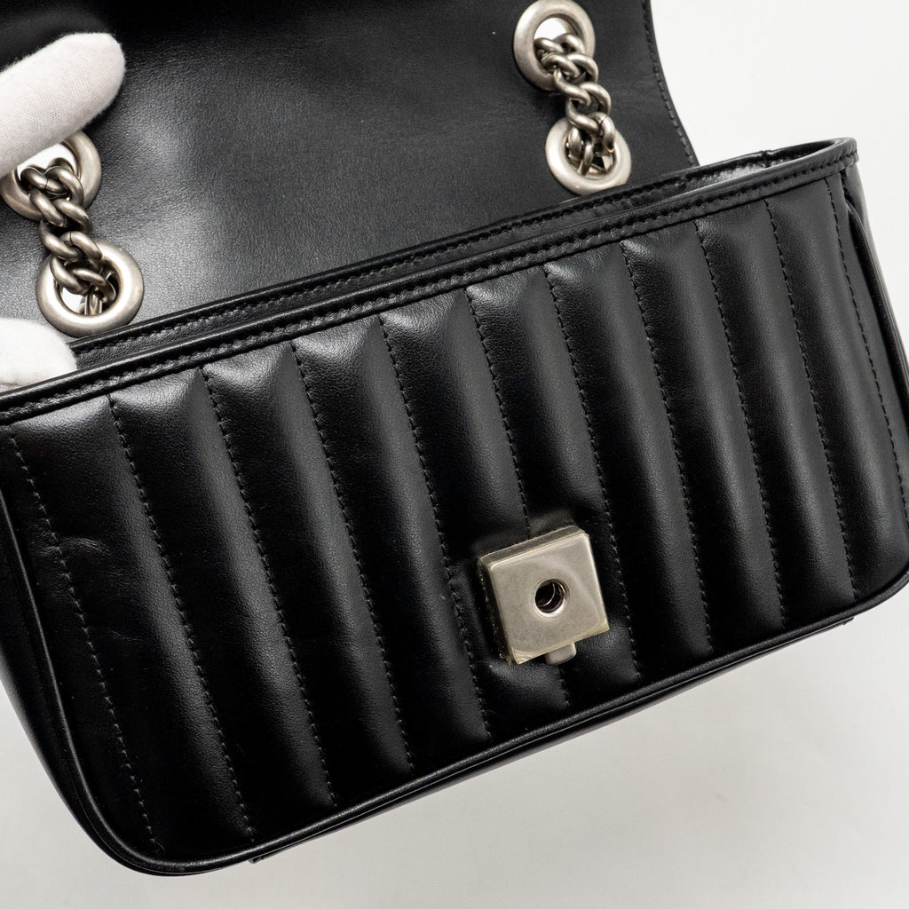 GUCCI SMALL GG MARMONT SHOULDER BAG CALFSKIN BLACK SHW