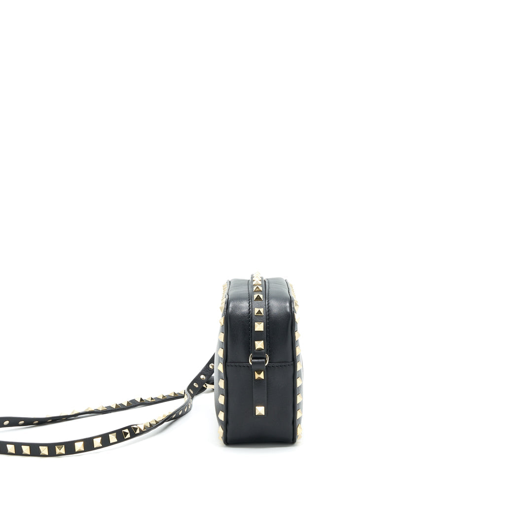 VALENTINO ROCKSTUD CROSSBODY CAMERA BAG BLACK