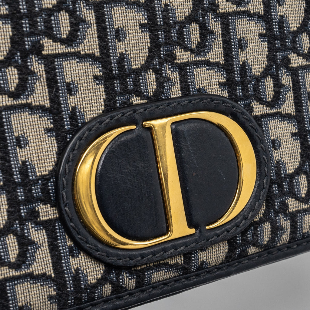 DIOR 2-IN-1 30 MONTAIGNE POUCH DIOR OBLIQUE JACQUARD BLUE GHW