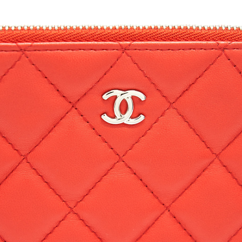 CHANEL SMALL O-CASE POUCH LAMBSKIN RED SHW