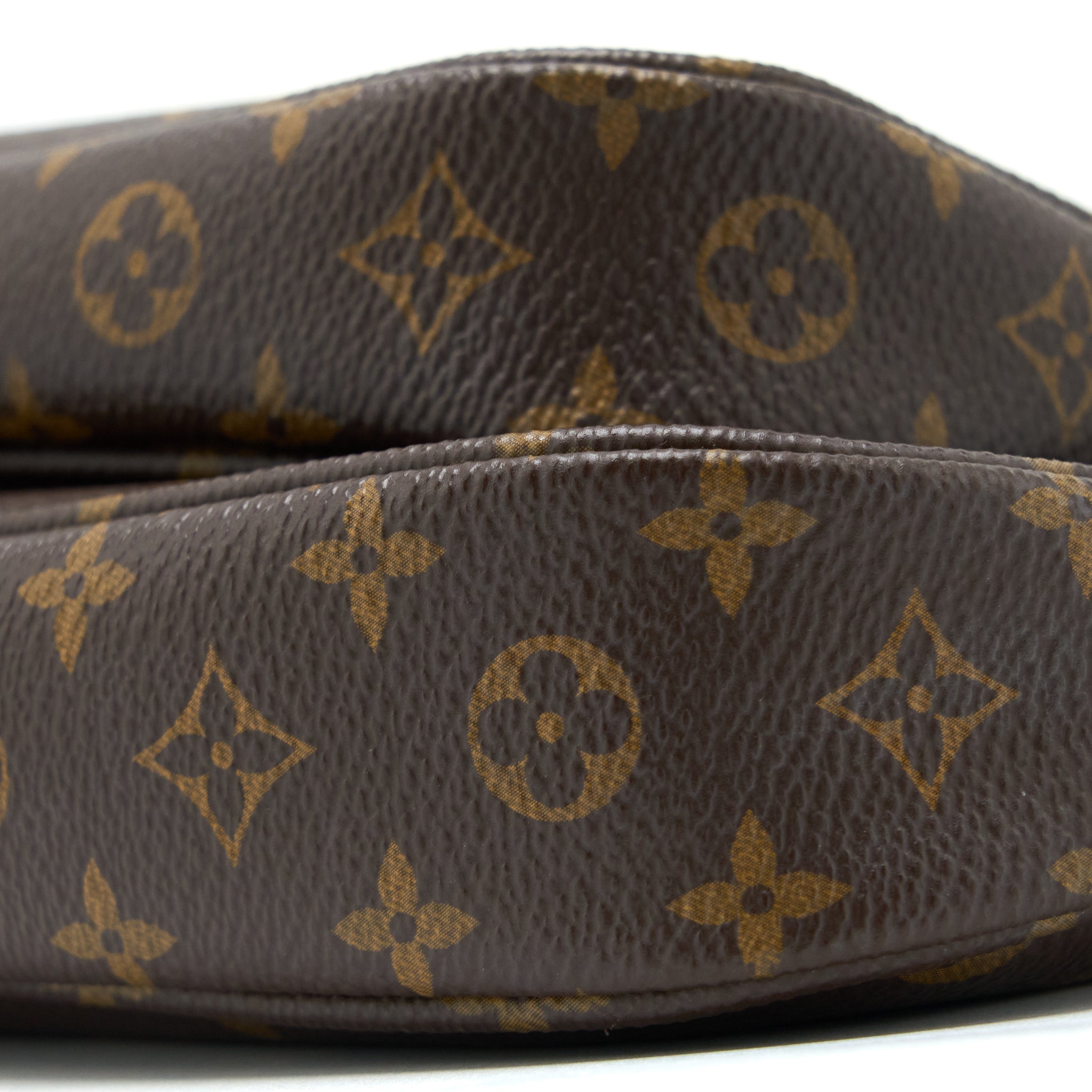 LOUIS VUITTON MULTI POCHETTE ACCESSORIES MONOGRAM CANVAS WITH KHAKI STRAP GHW