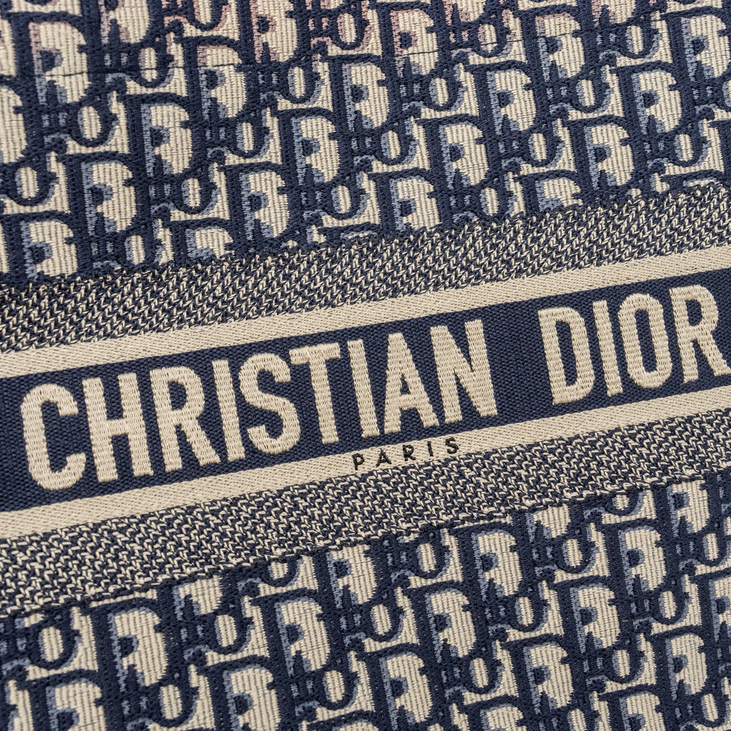 DIOR MEDIUM BOOK TOTE BLUE DIOR OBLIQUE EMBROIDERY