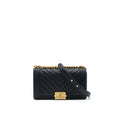 CHANEL CHEVRON MEDIUM BOY CHANEL HANDBAG CAVIAR BLACK GHW
