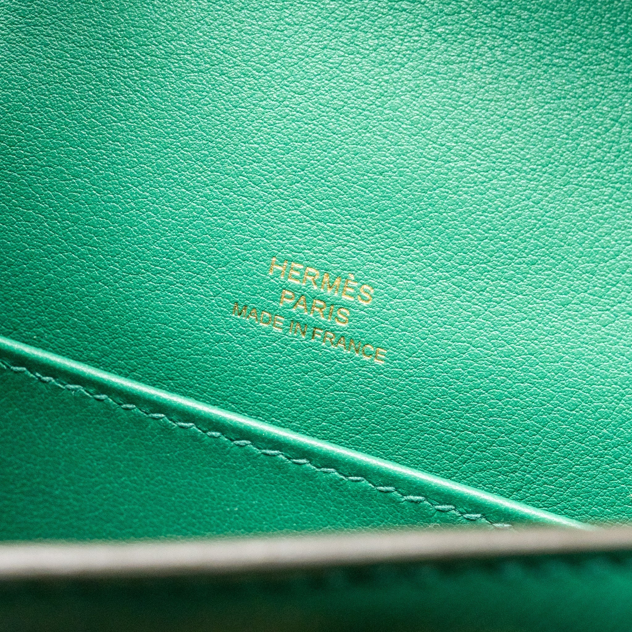 HERMES KELLY POCHETTE SWIFT VERT VERTIGO GHW