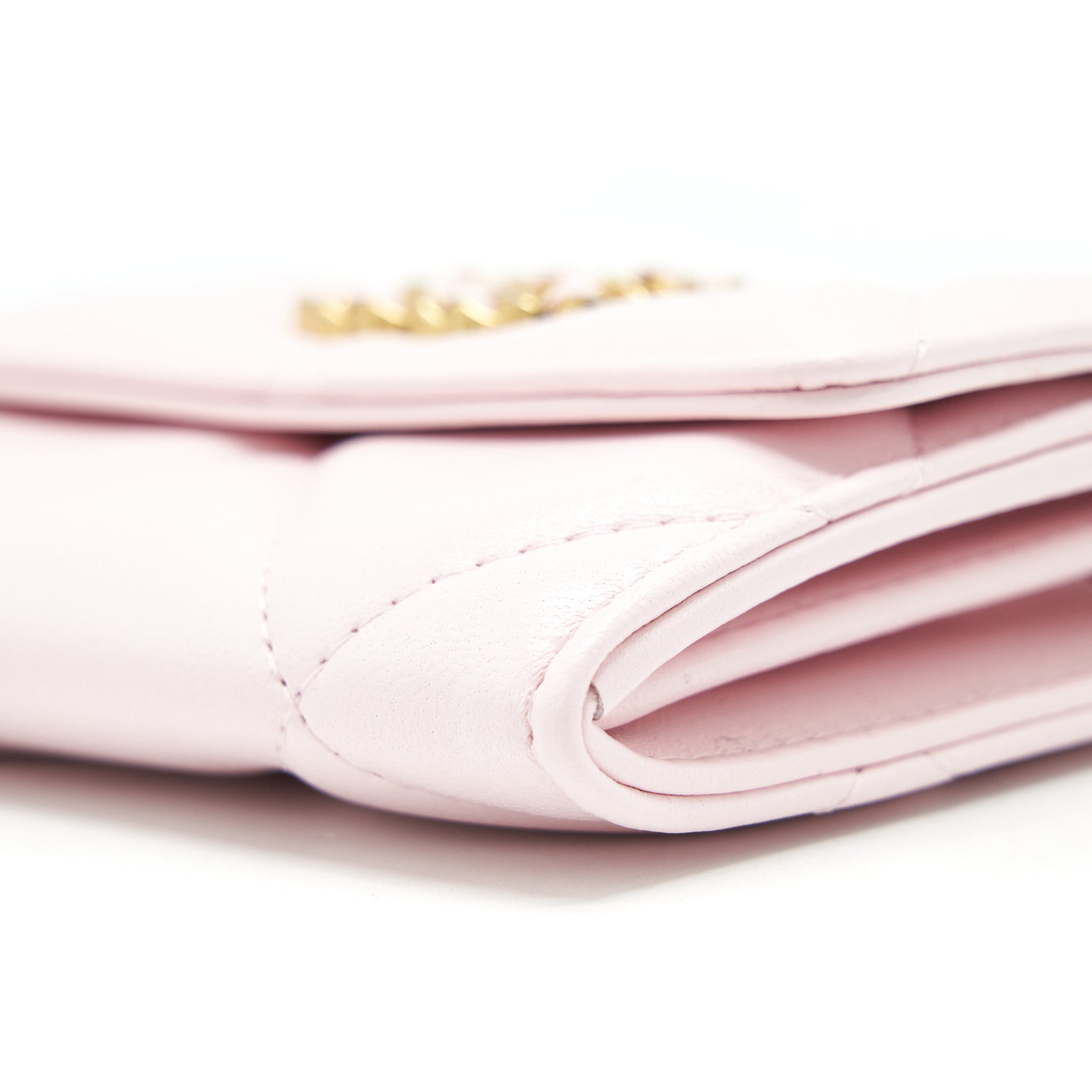 CHANEL 19 FLAP CARDHOLDER LAMBSKIN LIGHT PINK GHW
