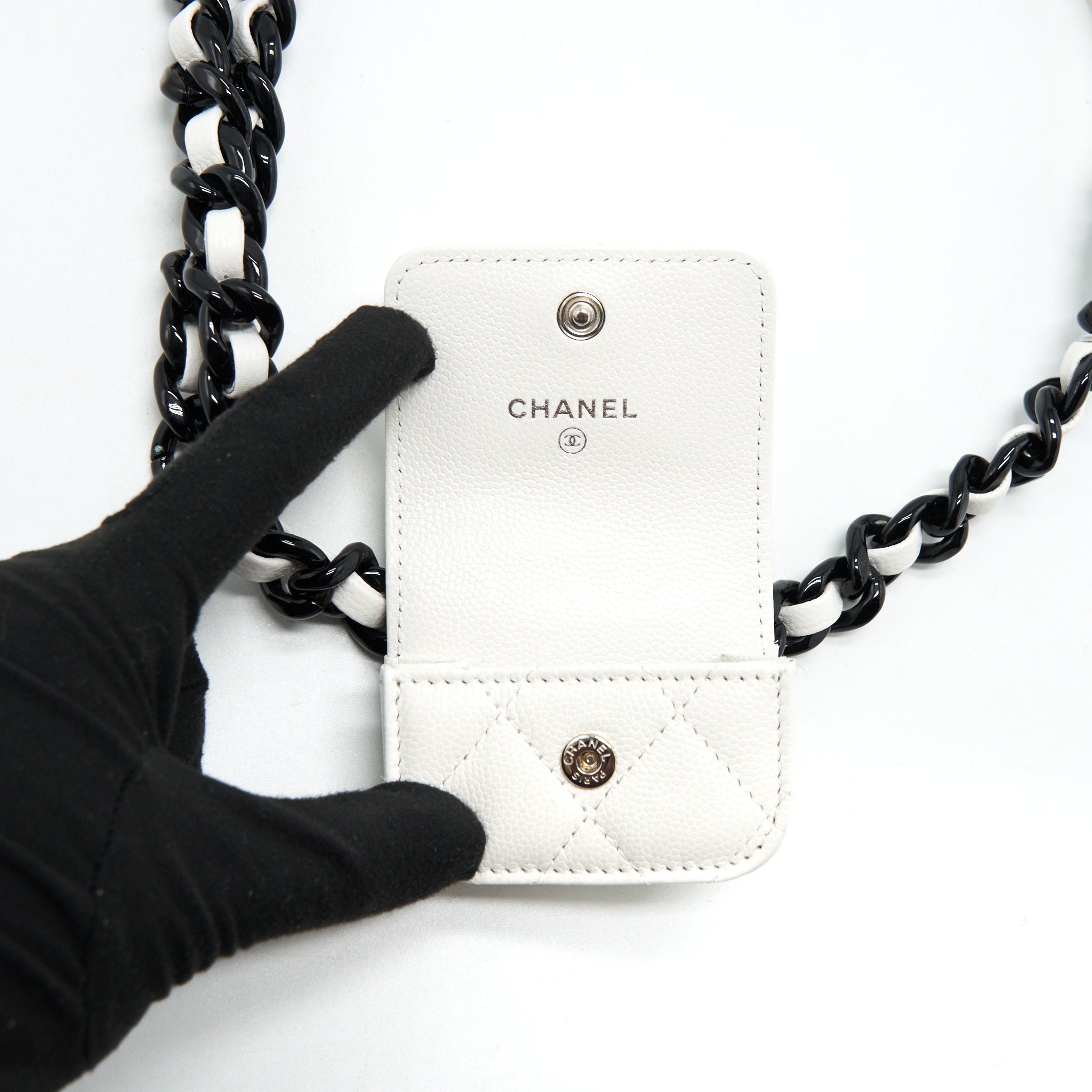 CHANEL AIRPODS CASE CHAIN BELT WHITE / BLACK HARDWARE