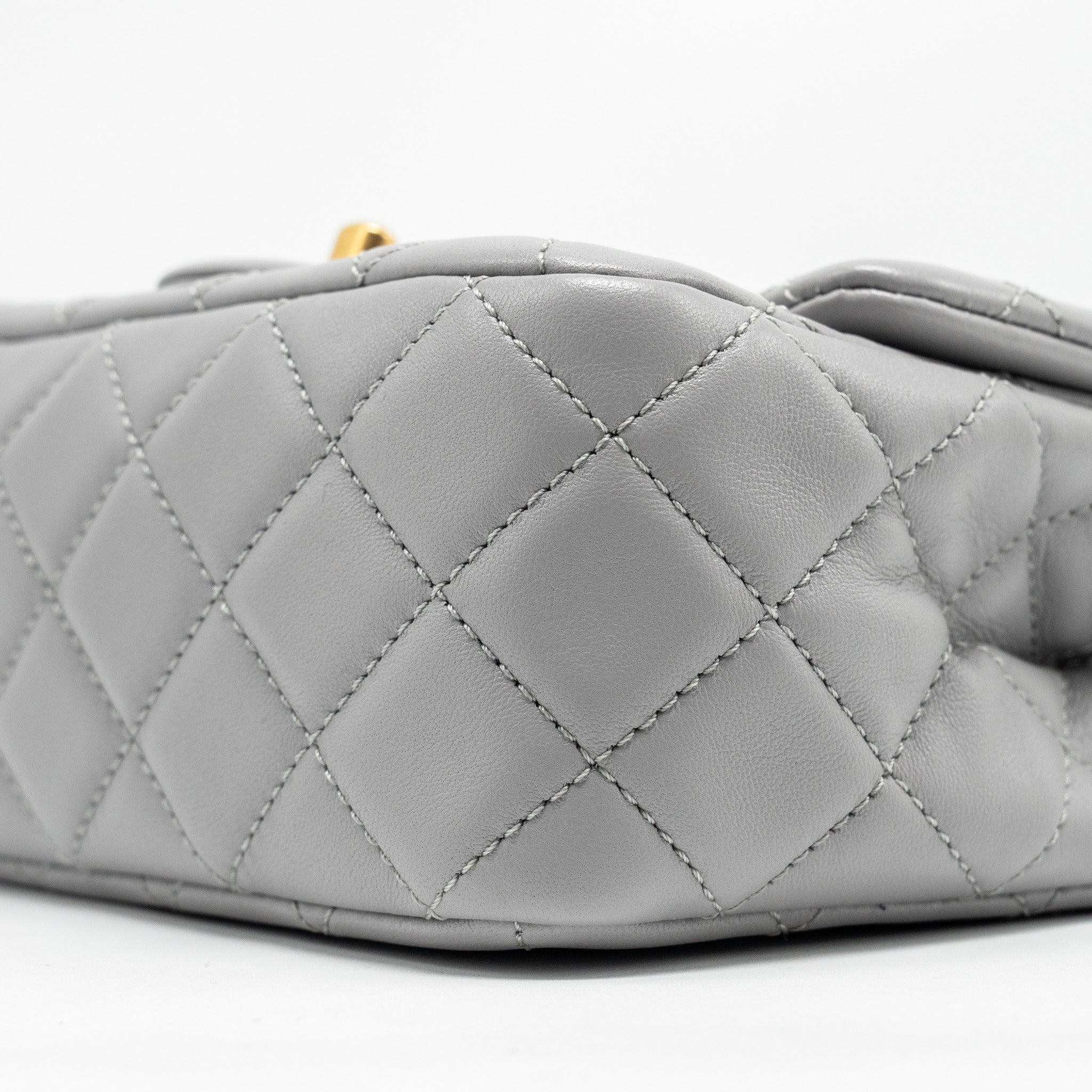 CHANEL PEARL CRUSH MINI SQUARE FLAP BAG LAMBSKIN LIGHT GREY GHW (MICROCHIP)