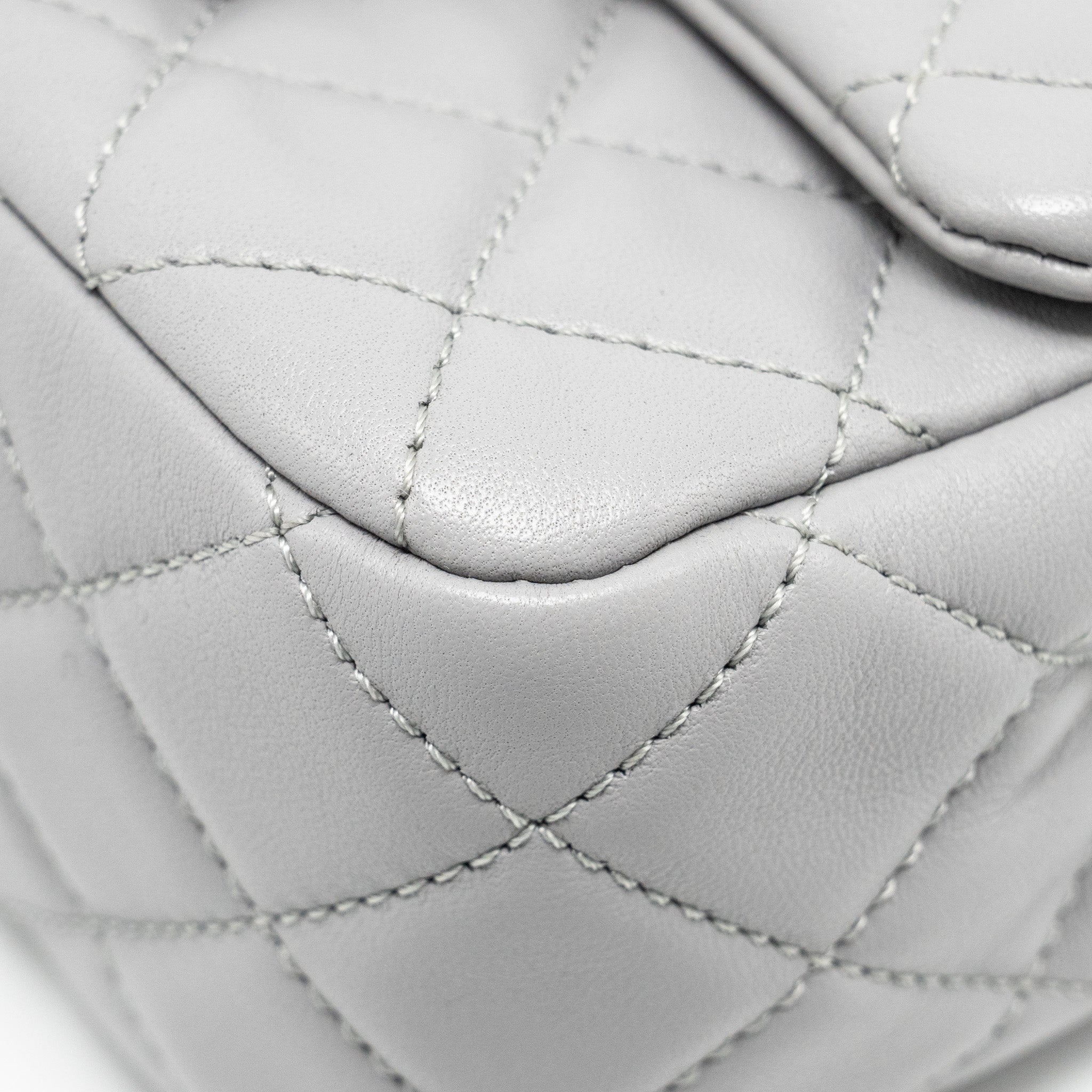 CHANEL PEARL CRUSH MINI SQUARE FLAP BAG LAMBSKIN LIGHT GREY GHW (MICROCHIP)