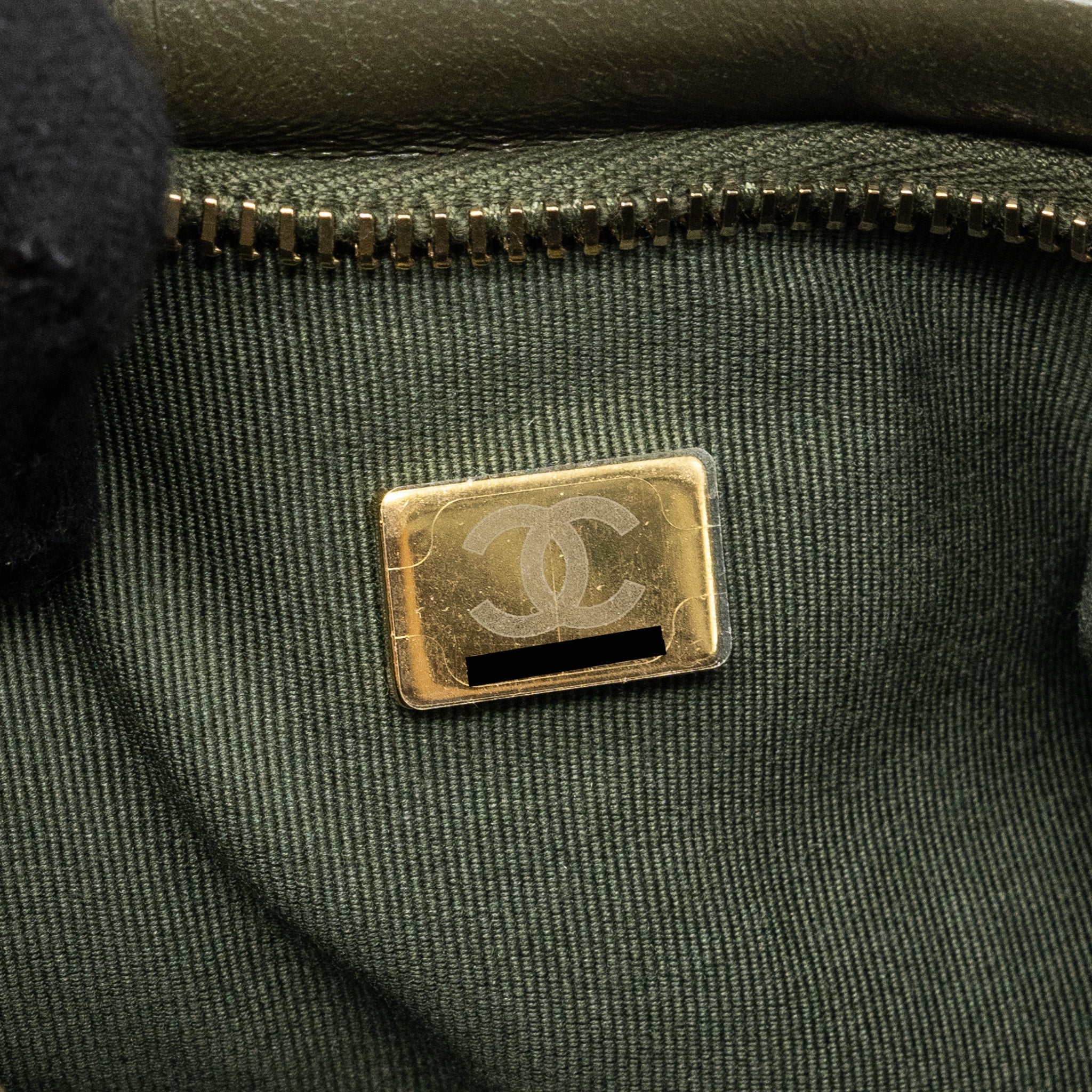 CHANEL 22K HOBO BAG LAMBSKIN GREEN GHW (MICROCHIP)