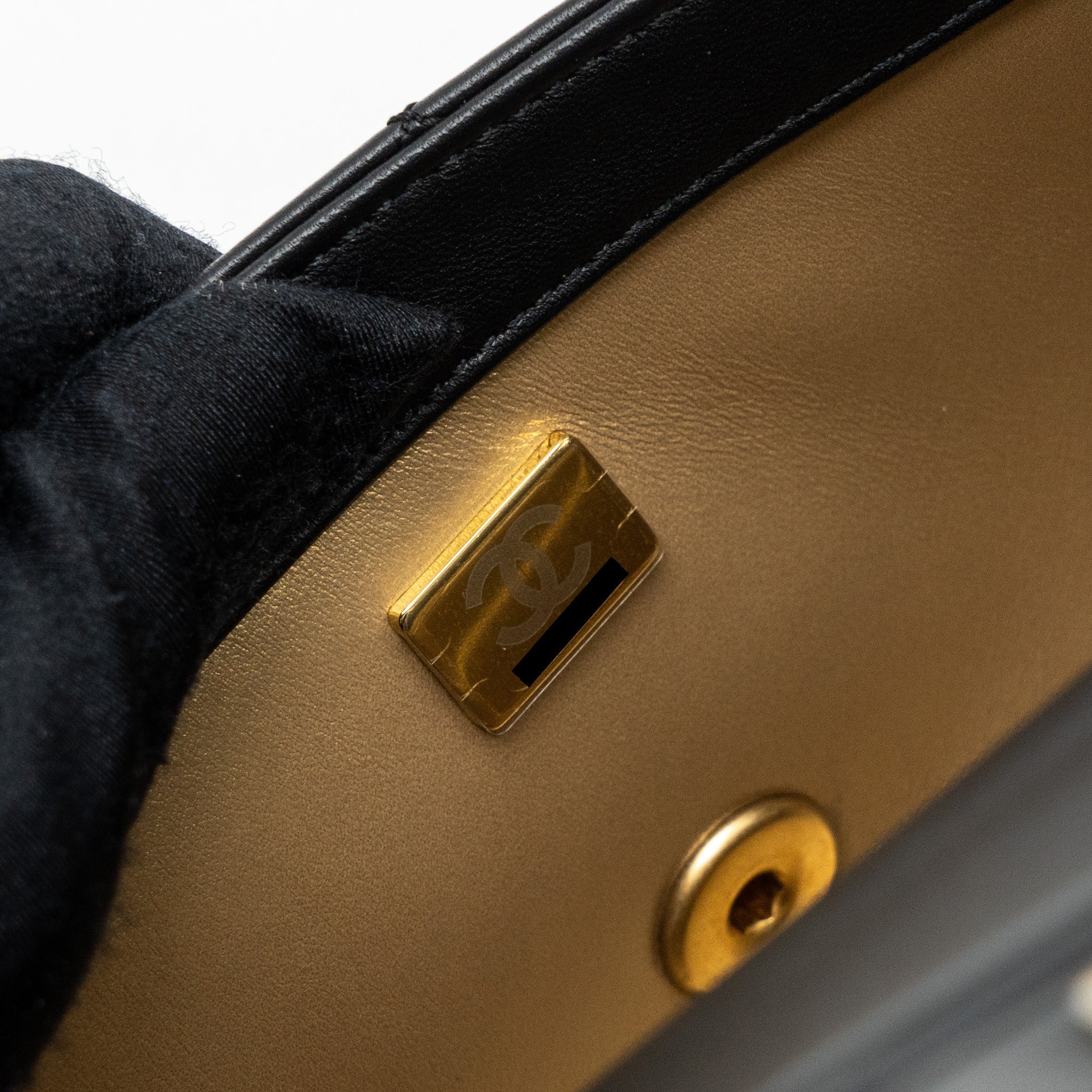 CHANEL 23K PEARL CRUSH MINI RECTANGULAR FLAP BAG LAMBSKIN BLACK GHW (MICROCHIP)