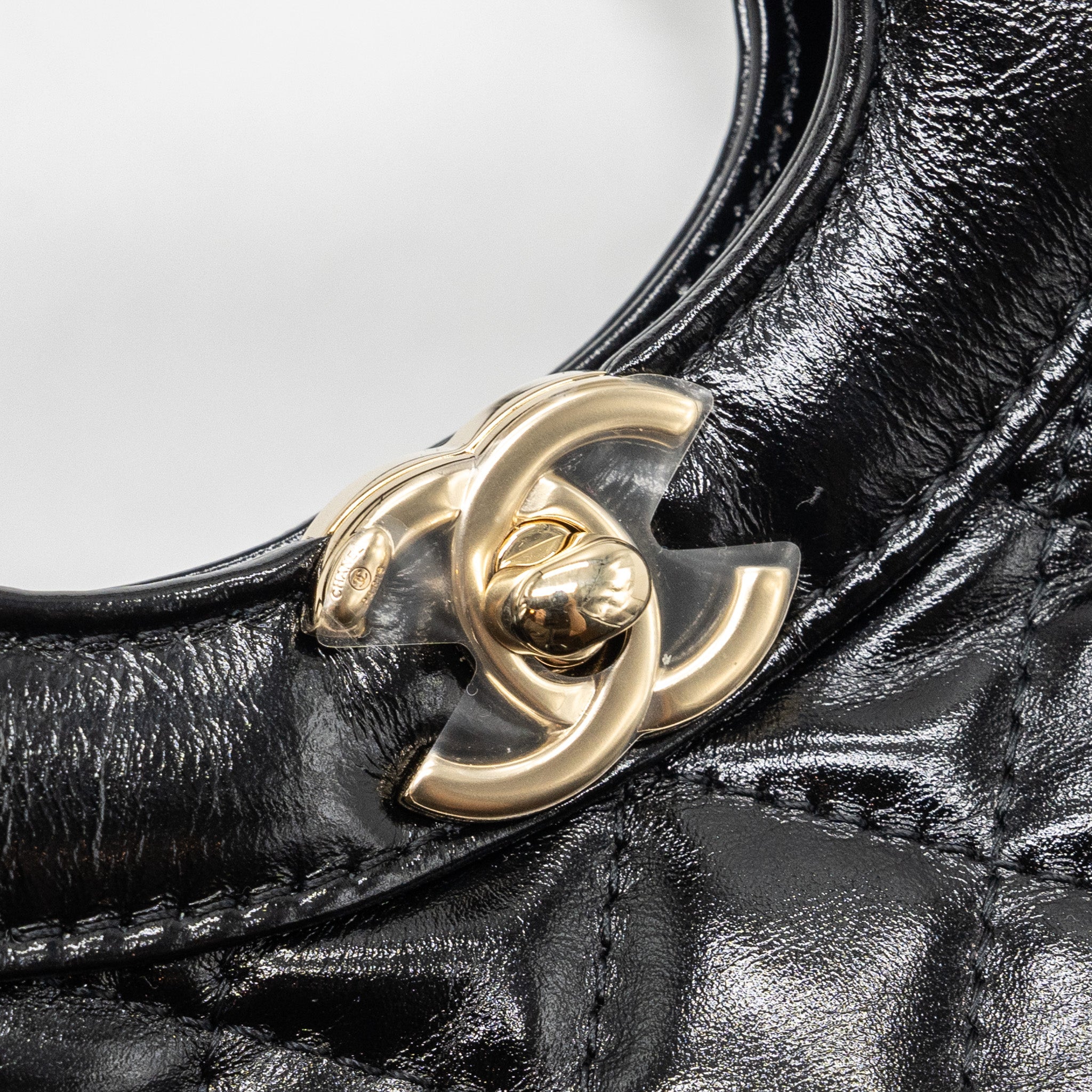 CHANEL 24C MINI 31 BAG SHINY CALFSKIN BLACK LGHW (MICROCHIP)