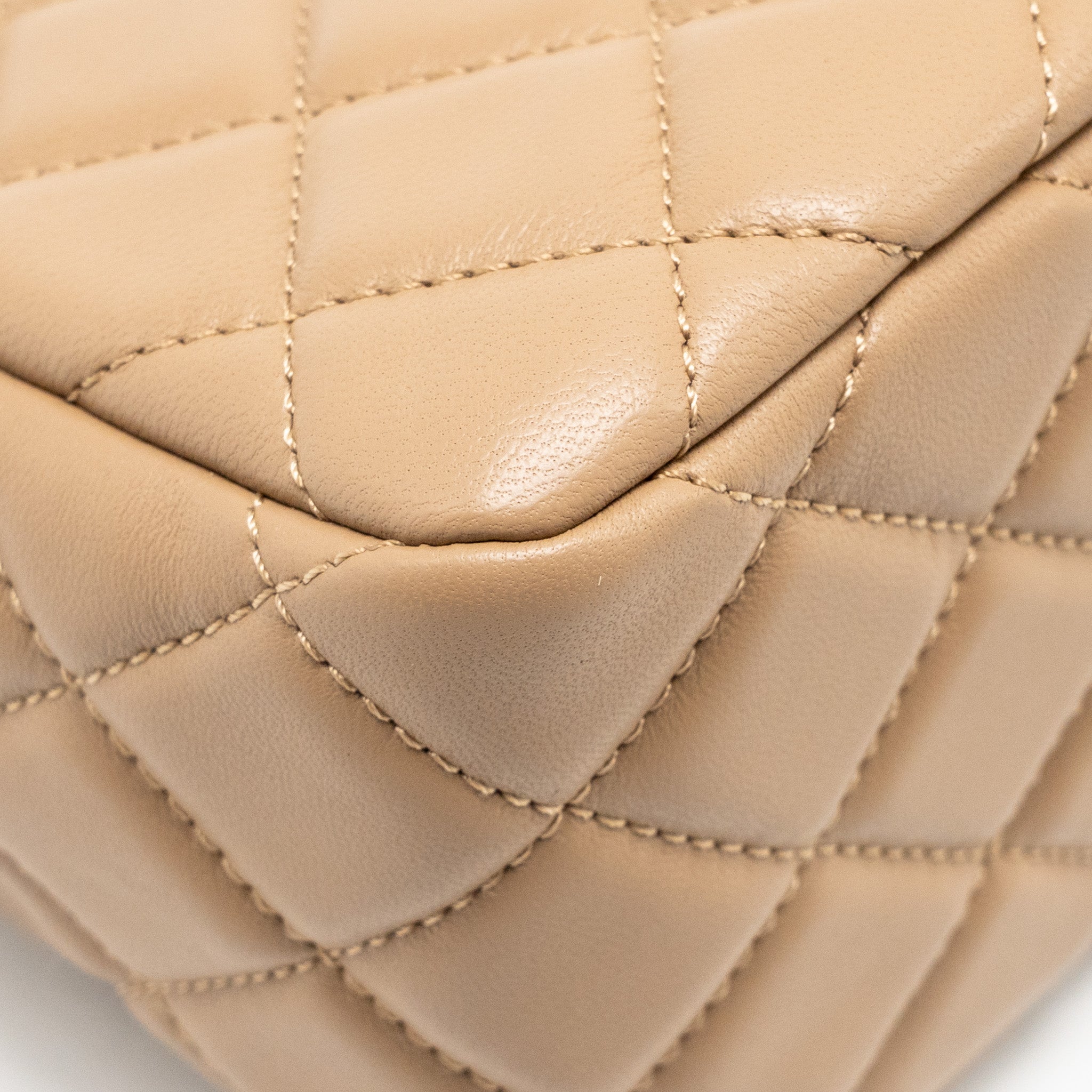 CHANEL PEARL CRUSH HOBO BAG LAMBSKIN BEIGE GHW (MICROCHIP)