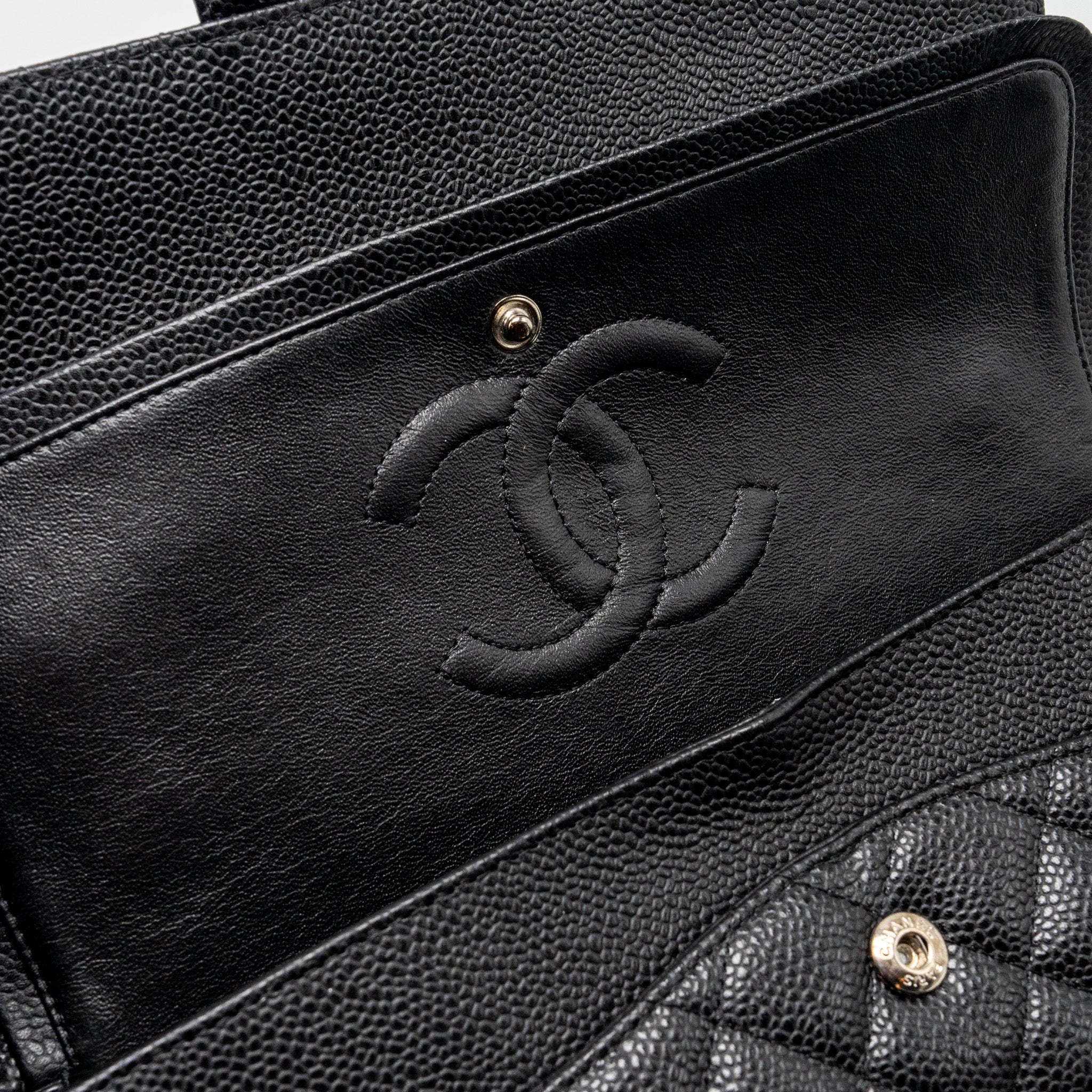 CHANEL MEDIUM CLASSIC DOUBLE FLAP BAG CAVIAR BLACK SHW
