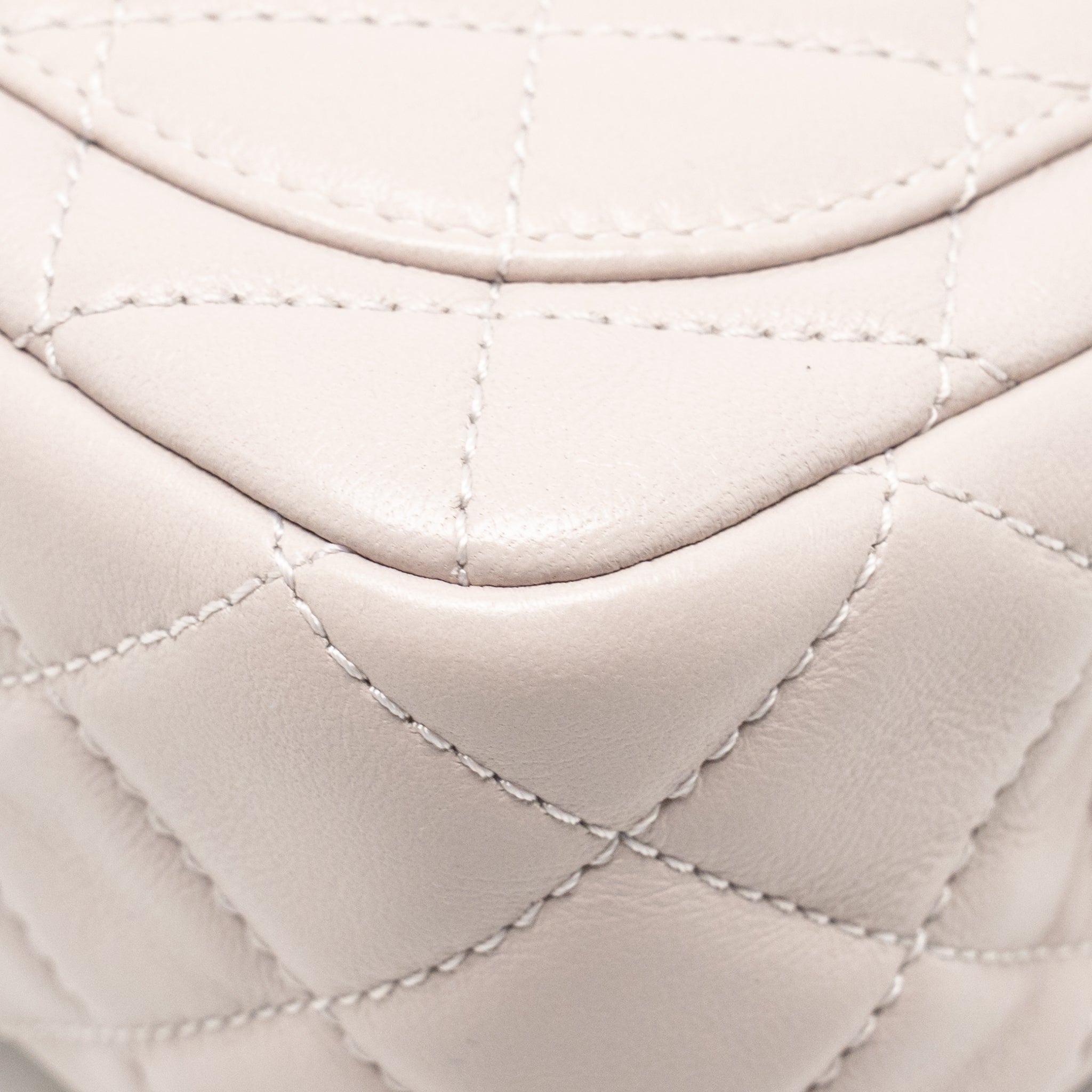 CHANEL PEARL CRUSH MINI SQUARE FLAP BAG LAMBSKIN LIGHT PURPLE GHW (MICROCHIP)