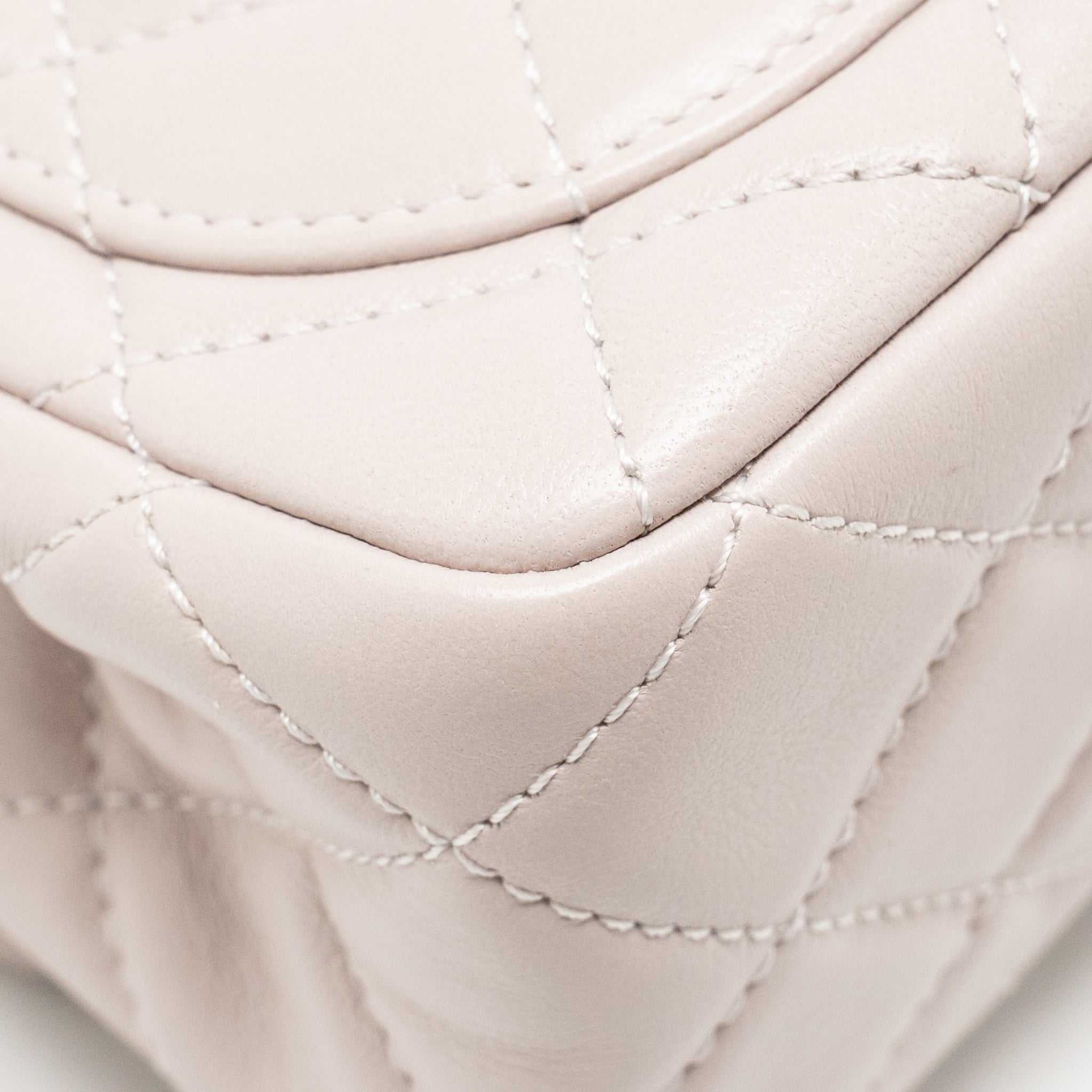 CHANEL PEARL CRUSH MINI SQUARE FLAP BAG LAMBSKIN LIGHT PURPLE GHW (MICROCHIP)