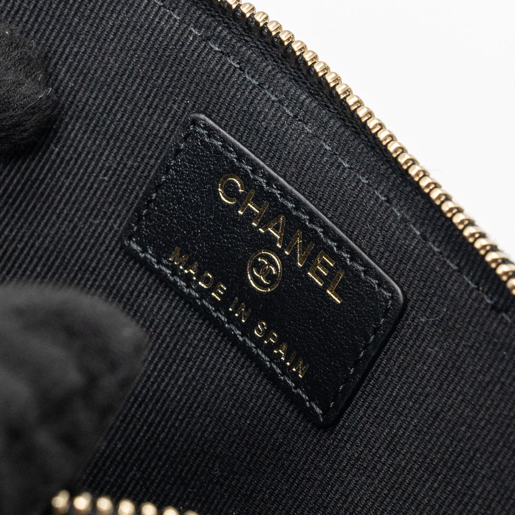 CHANEL DETAILED CC LOGO ZIPPER SMALL WALLET CAVIAR BLACK LGHW