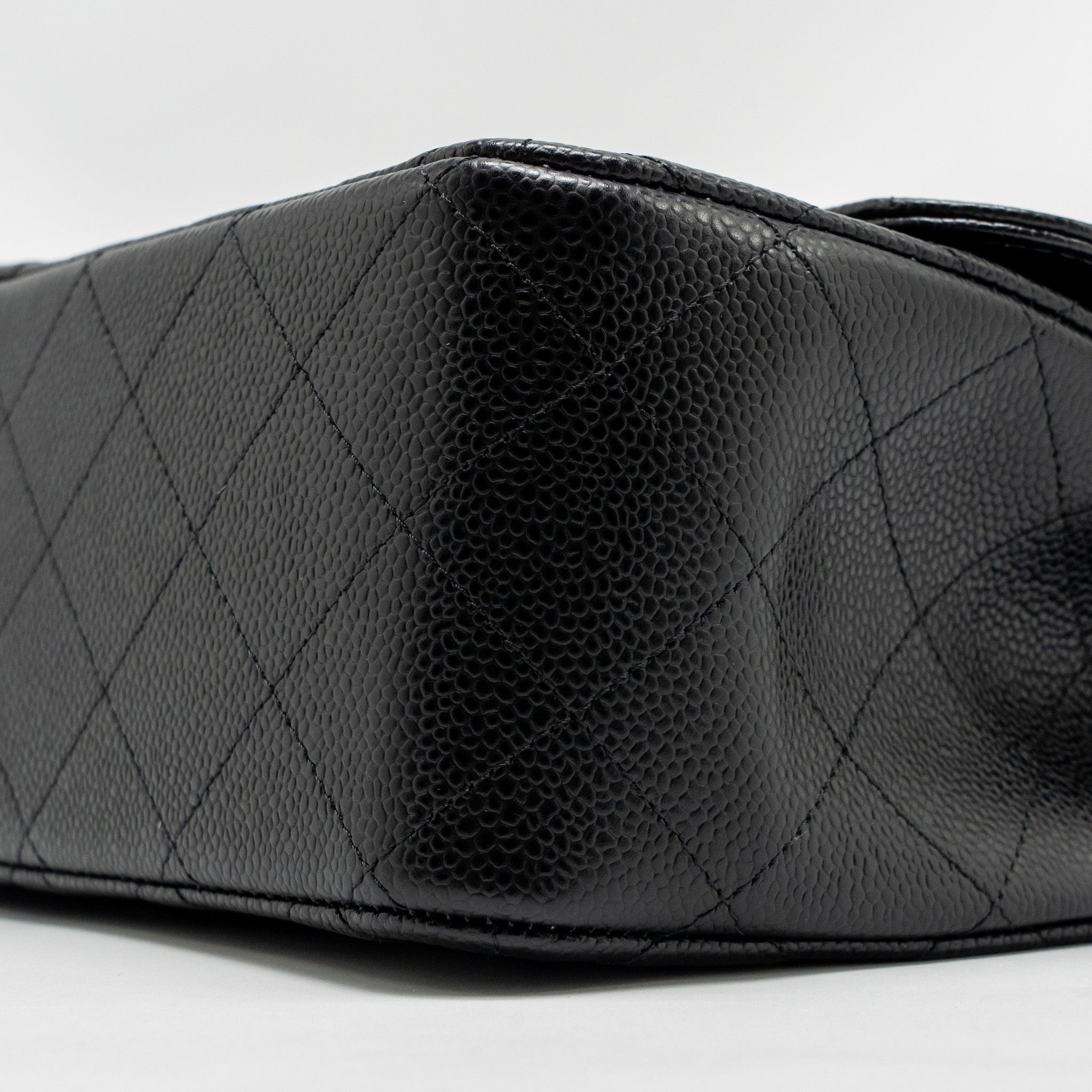 CHANEL JUMBO CLASSIC DOUBLE FLAP BAG CAVIAR BLACK GHW