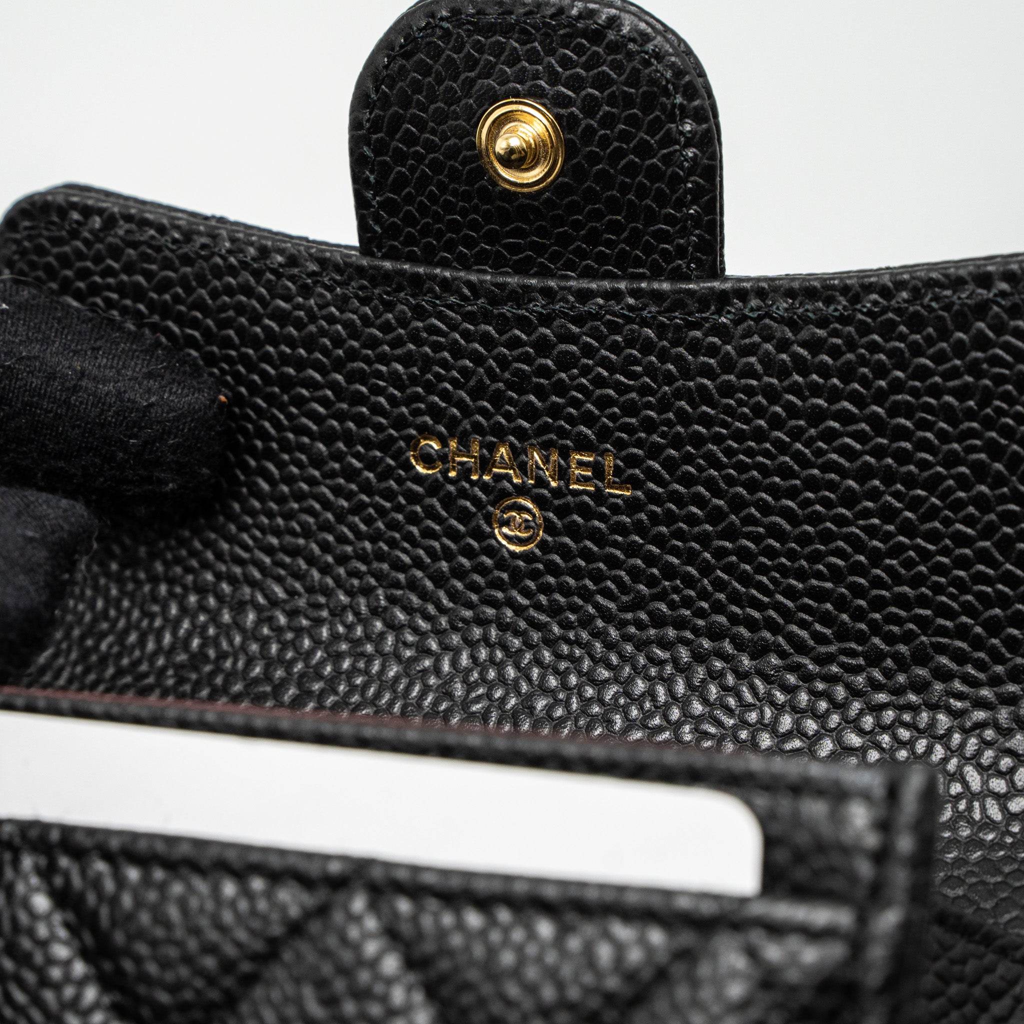 CHANEL CLASSIC FLAP CARD HOLDER CAVIAR BLACK GHW (MICROCHIP)