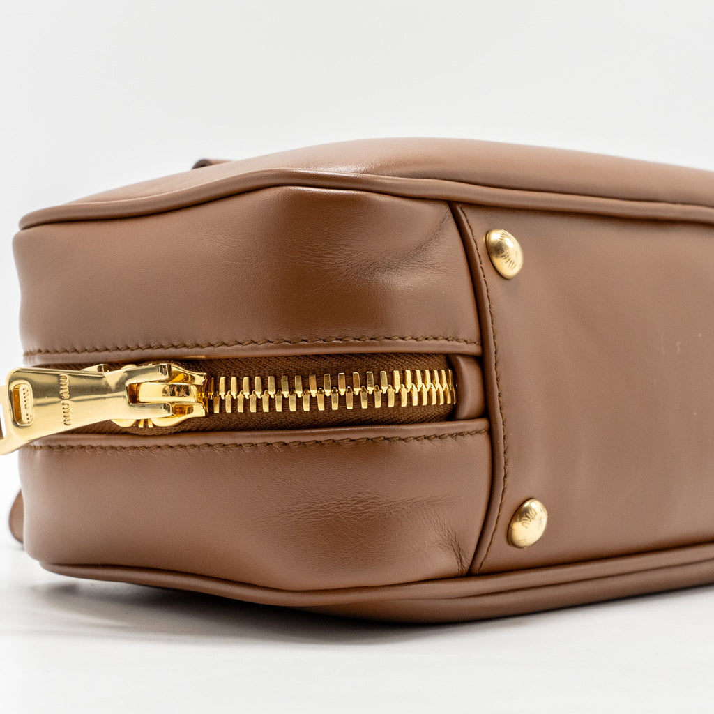 MIU MIU COGNAC ARCADIE LEATHER BAG BROWN GHW