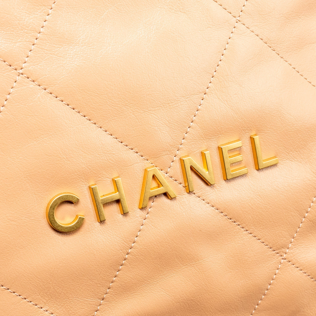 CHANEL MEDIUM 22 BAG SHINY CALFSKIN LIGHT BEIGE GHW (MICROCHIP)