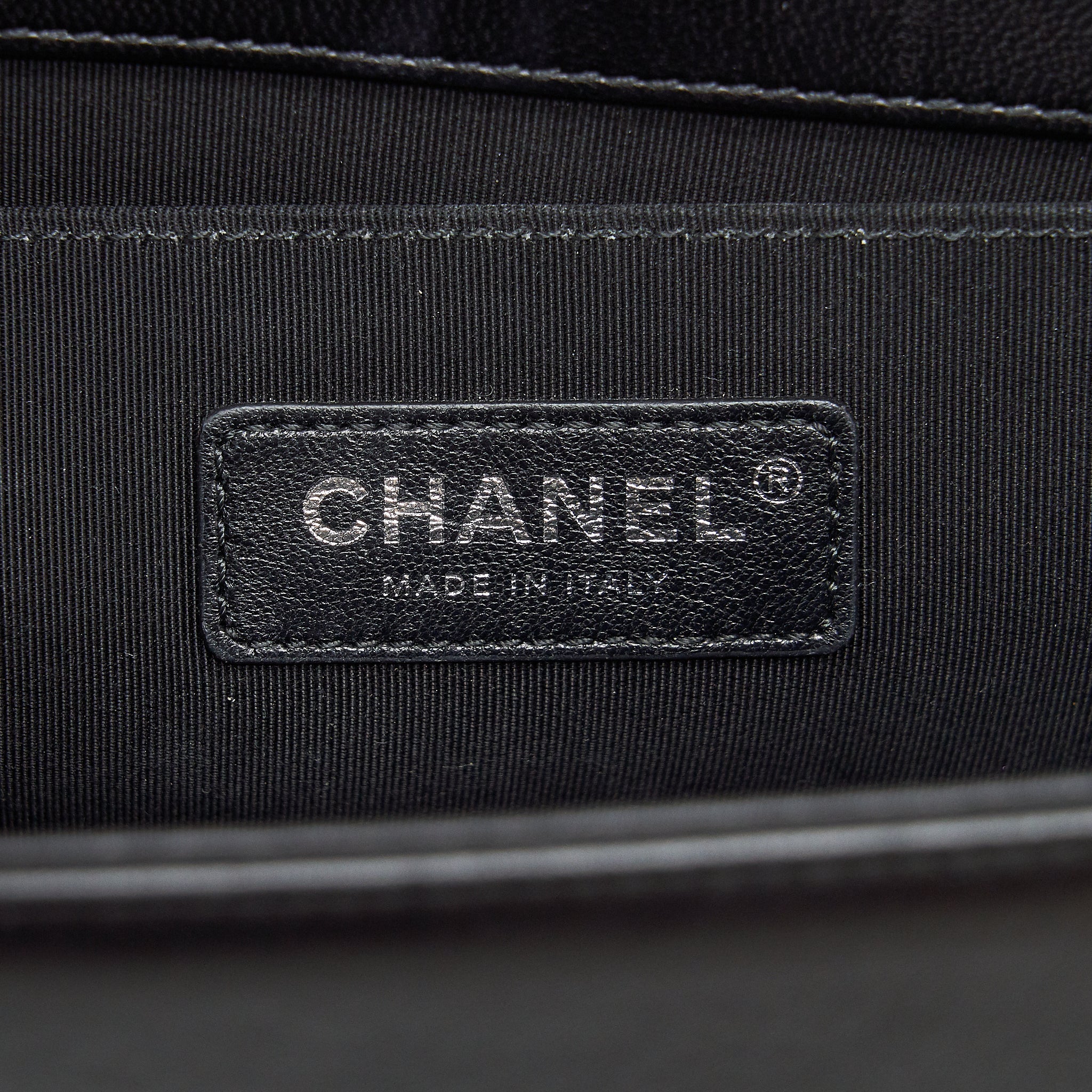 CHANEL MEDIUM BOY BLACK LAMBSKIN RUTHENIUM SHW