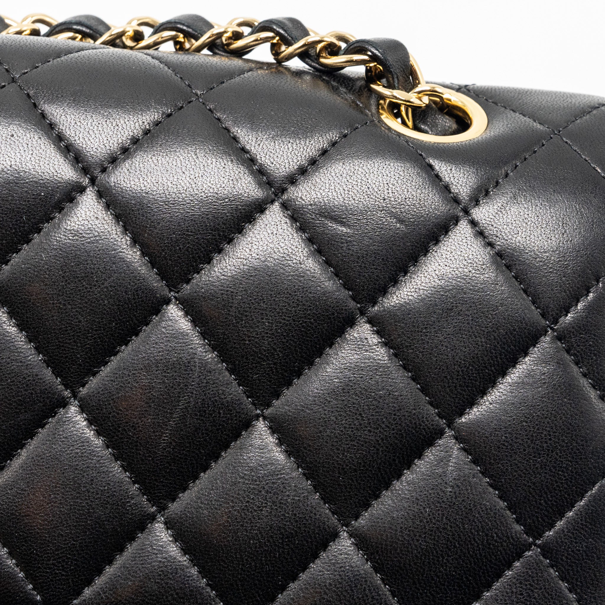 CHANEL MEDIUM CLASSIC DOUBLE FLAP BAG LAMBSKIN BLACK GHW