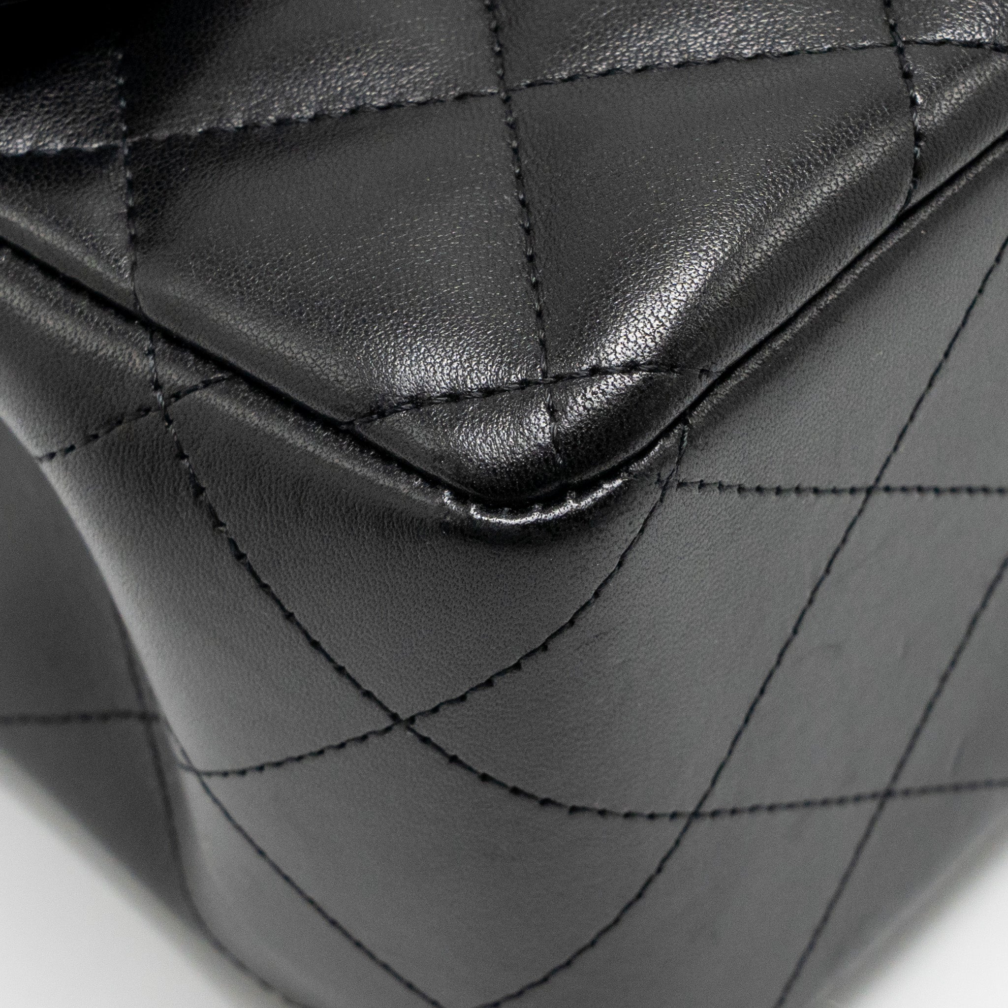 CHANEL JUMBO CLASSIC DOUBLE FLAP BAG LAMBSKIN BLACK SHW