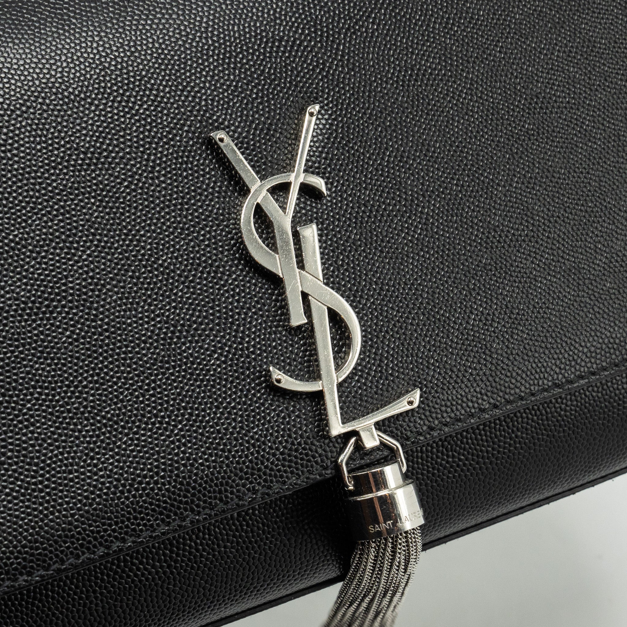 SAINT LAURENT /YSL KATE MEDIUM CHAIN BAG WITH TASSEL CALFSKIN BLACK SHW