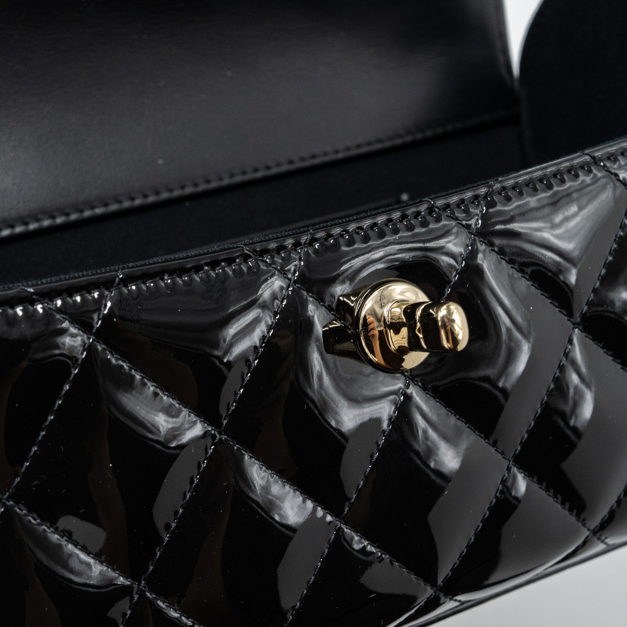 CHANEL SMALL TRENDY CC DUAL FLAP BAG PATENT BLACK LGHW (MICROCHIP)