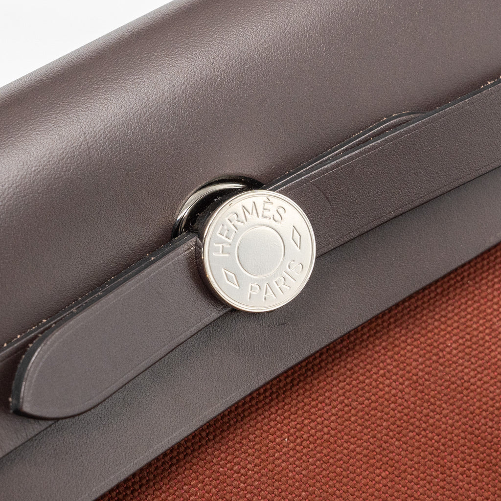 HERMES HERBAG ZIP 31 BAG CANVAS/ HUNTER LEATHER ROUGE H / EBENE SHW