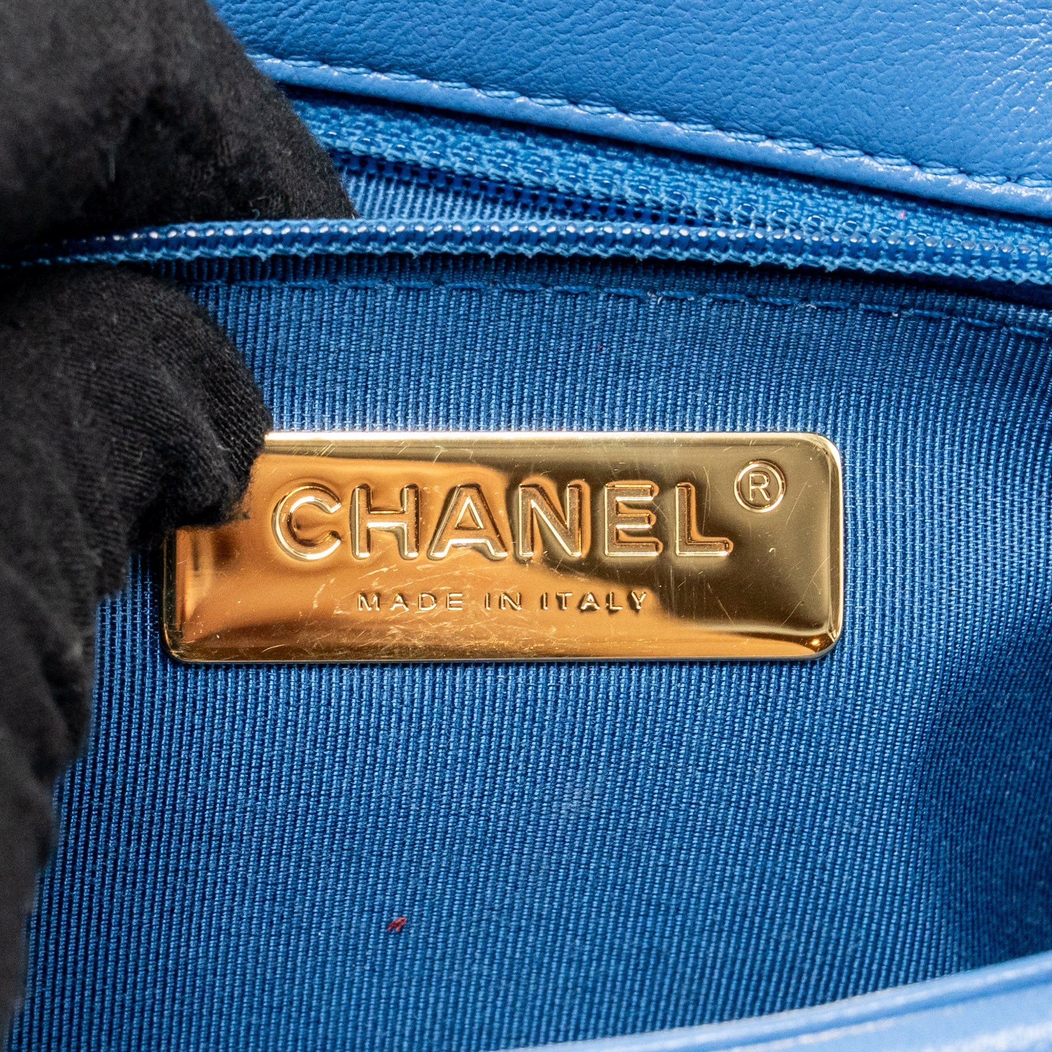 CHANEL SMALL 19 BAG LAMBSKIN BLUE MULTICOLOUR HARDWARE