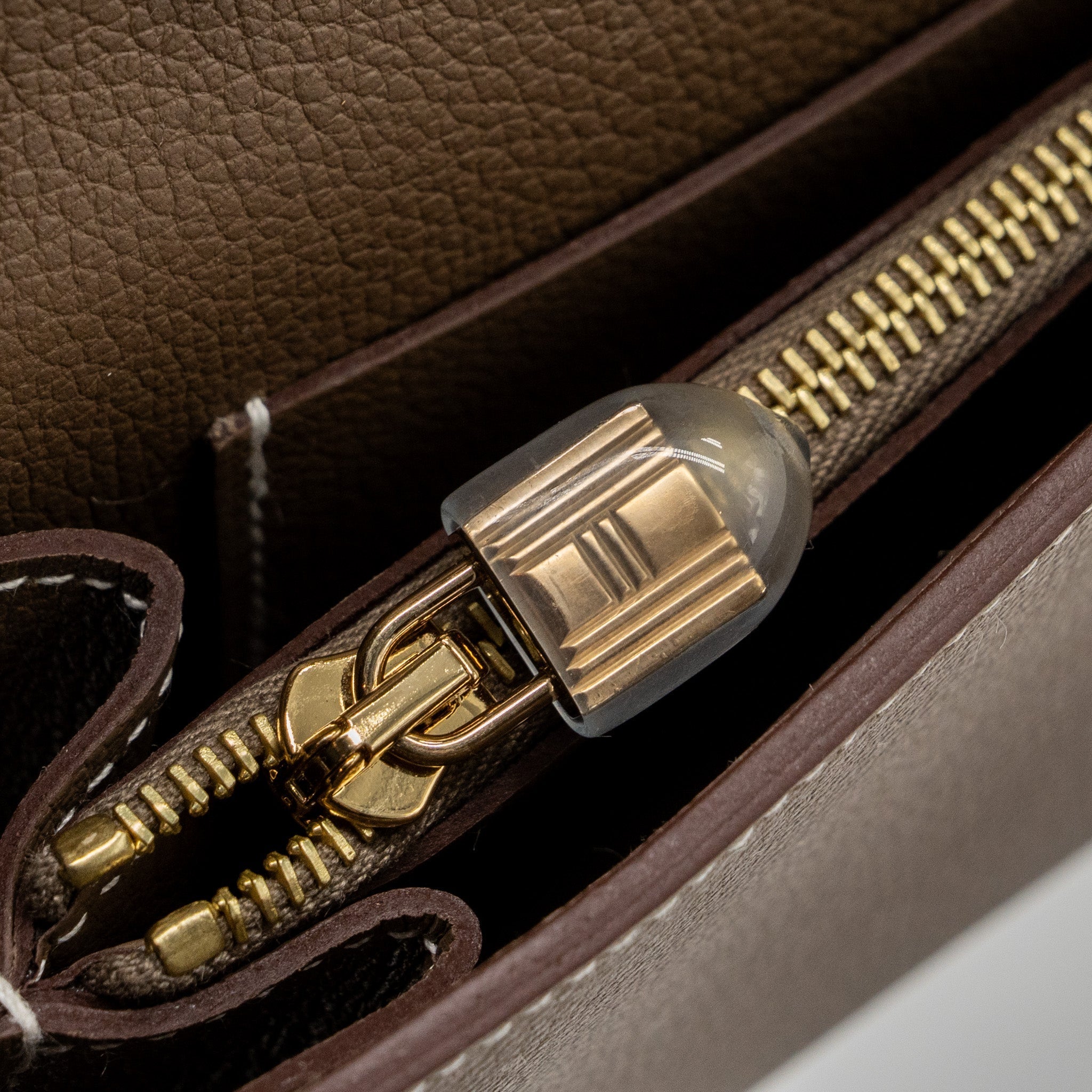 HERMES KELLY TO GO EVERCOLOR ETOUPE GHW