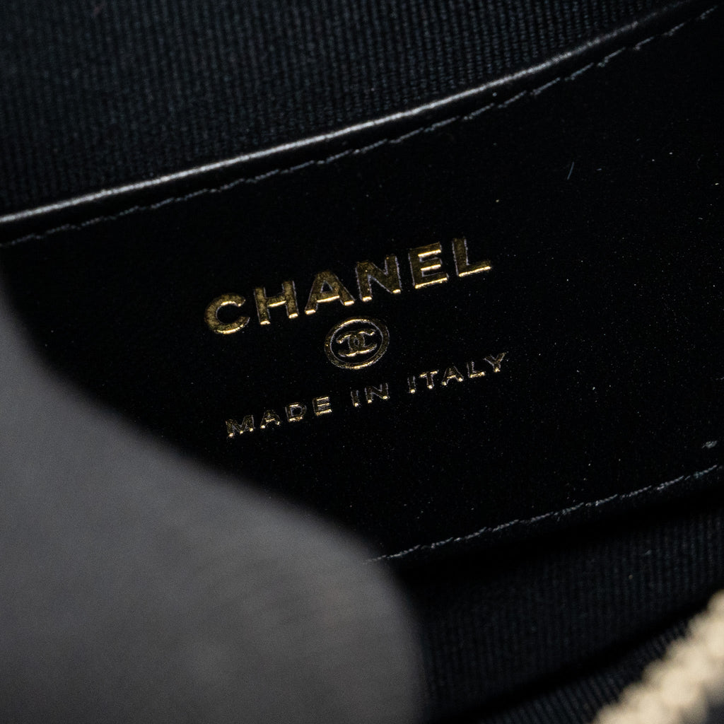 CHANEL 23C ROUND CLUTCH LAMBSKIN BLACK GHW (MICROCHIP)