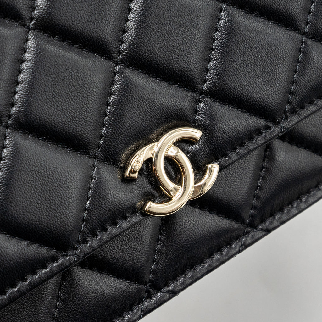 CHANEL LEATHER TOP HANDLE WALLET ON CHAIN LAMBSKIN BLACK LGHW (MICROCHIP)