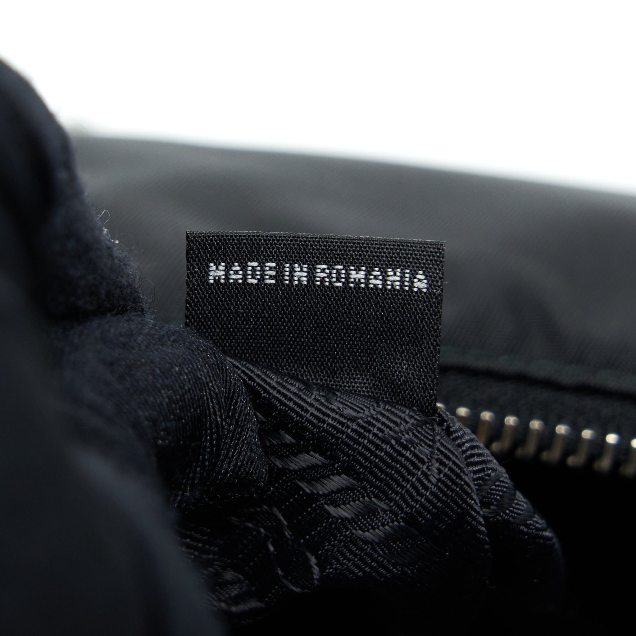 PRADA REEDITION 2005 BLACK SHW