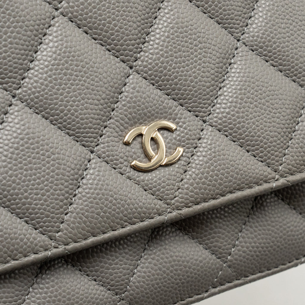 CHANEL CLASSIC WALLET ON CHAIN CAVIAR GREY LGHW (MICROCHIP)