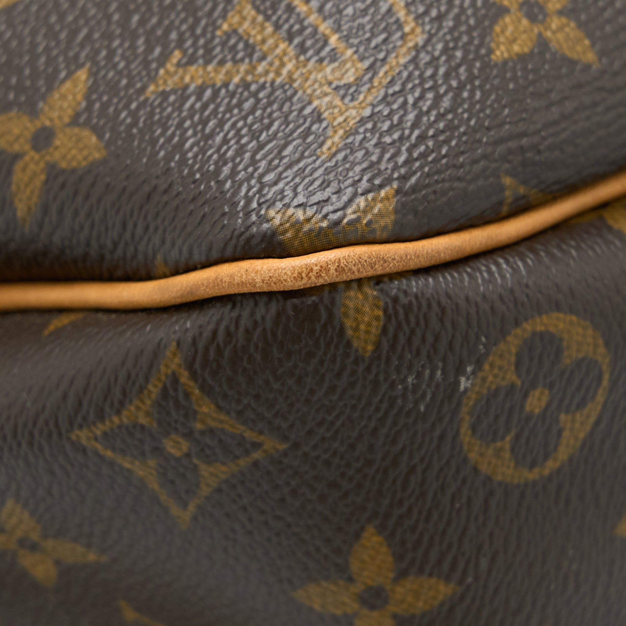 LOUIS VUITTON GALLIERA BAG MONOGRAM CANVAS GHW