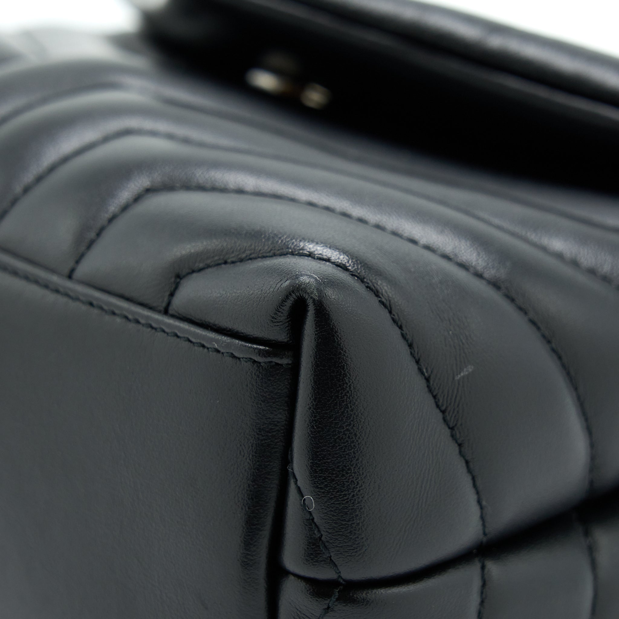 SAINT LAURENT/ YSL LOULOU BAG BLACK WITH BLACK HARDWARE