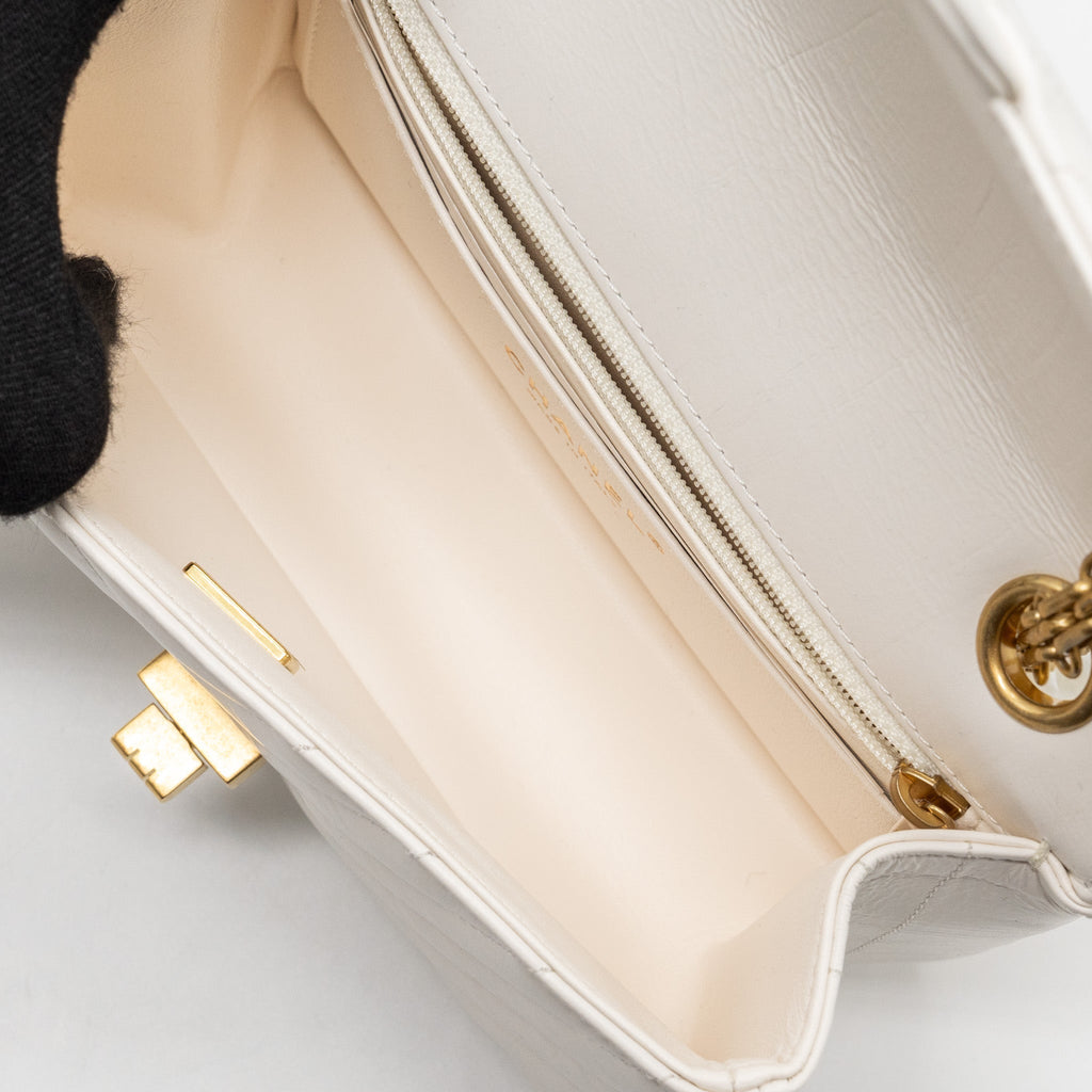CHANEL MINI CHEVRON 2.55 REISSUE FLAP BAG CALFSKIN WHITE GHW (MICROCHIP)