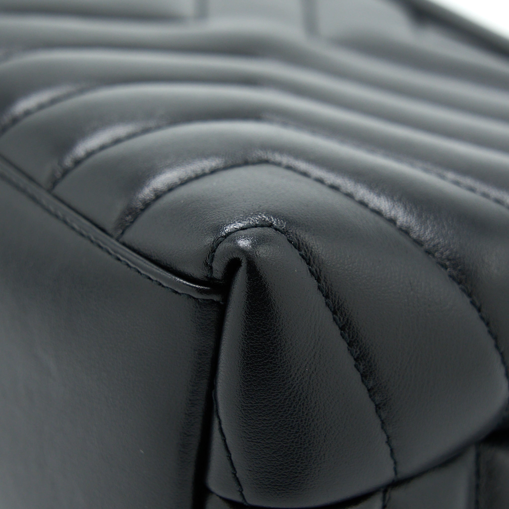 SAINT LAURENT/ YSL LOULOU BAG BLACK WITH BLACK HARDWARE