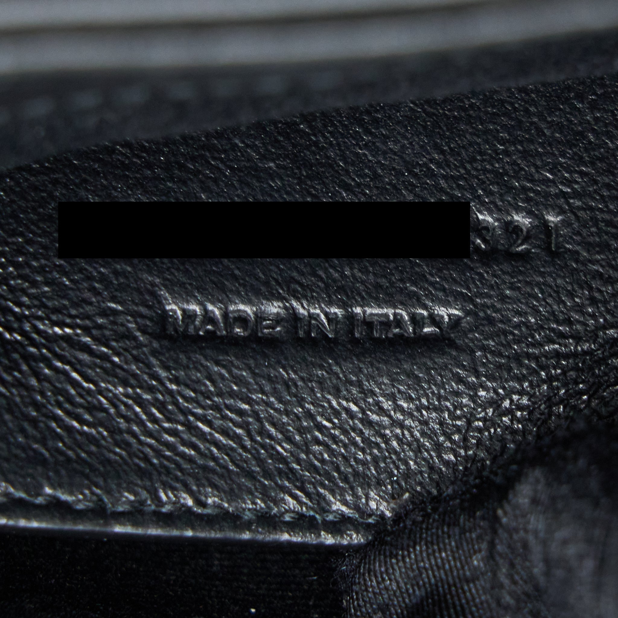 SAINT LAURENT/ YSL LOULOU BAG BLACK WITH BLACK HARDWARE