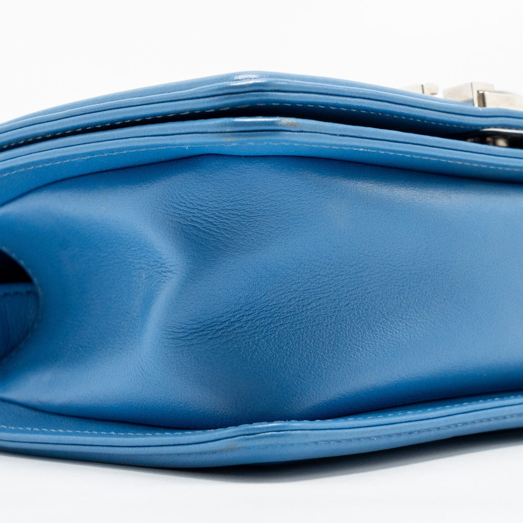 CHANEL SMALL BOY BAG CALFSKIN BLUE SHW