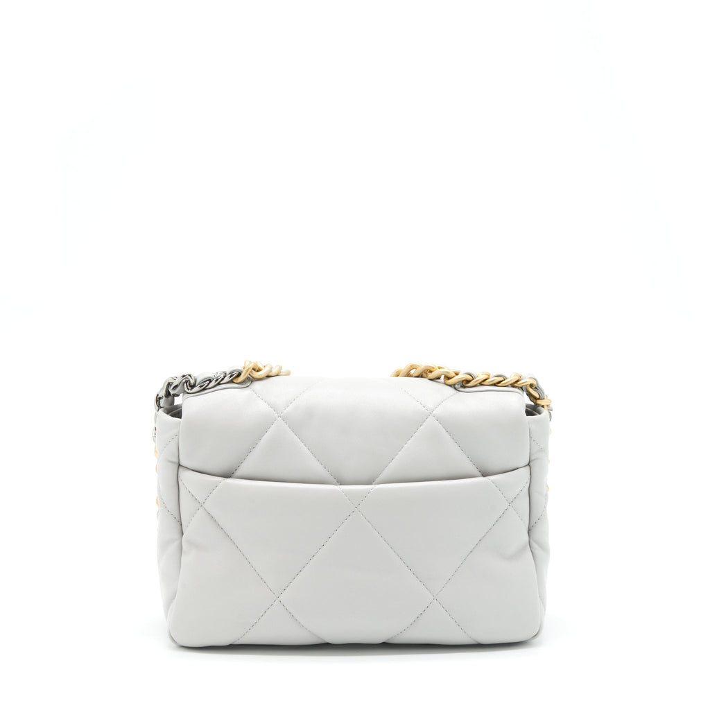 CHANEL SMALL 19 BAG LAMBSKIN LIGHT GREY WITH MULTICOLOUR HARDWARE (MICROCHIP)