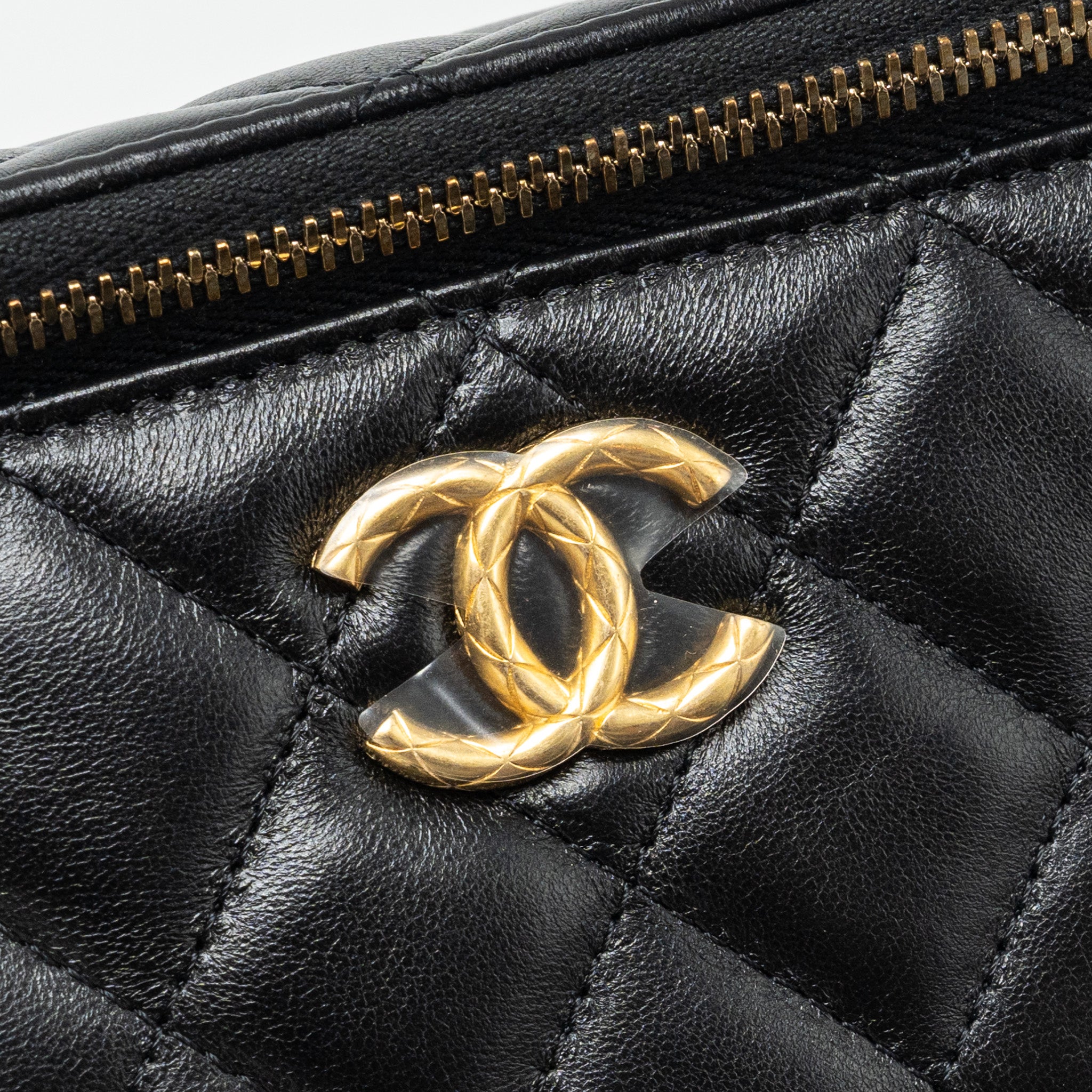 CHANEL 22K GOLD PILLAR ADJUSTABLE CHAIN LONG VANITY LAMBSKIN BLACK GHW (MICROCHIP)