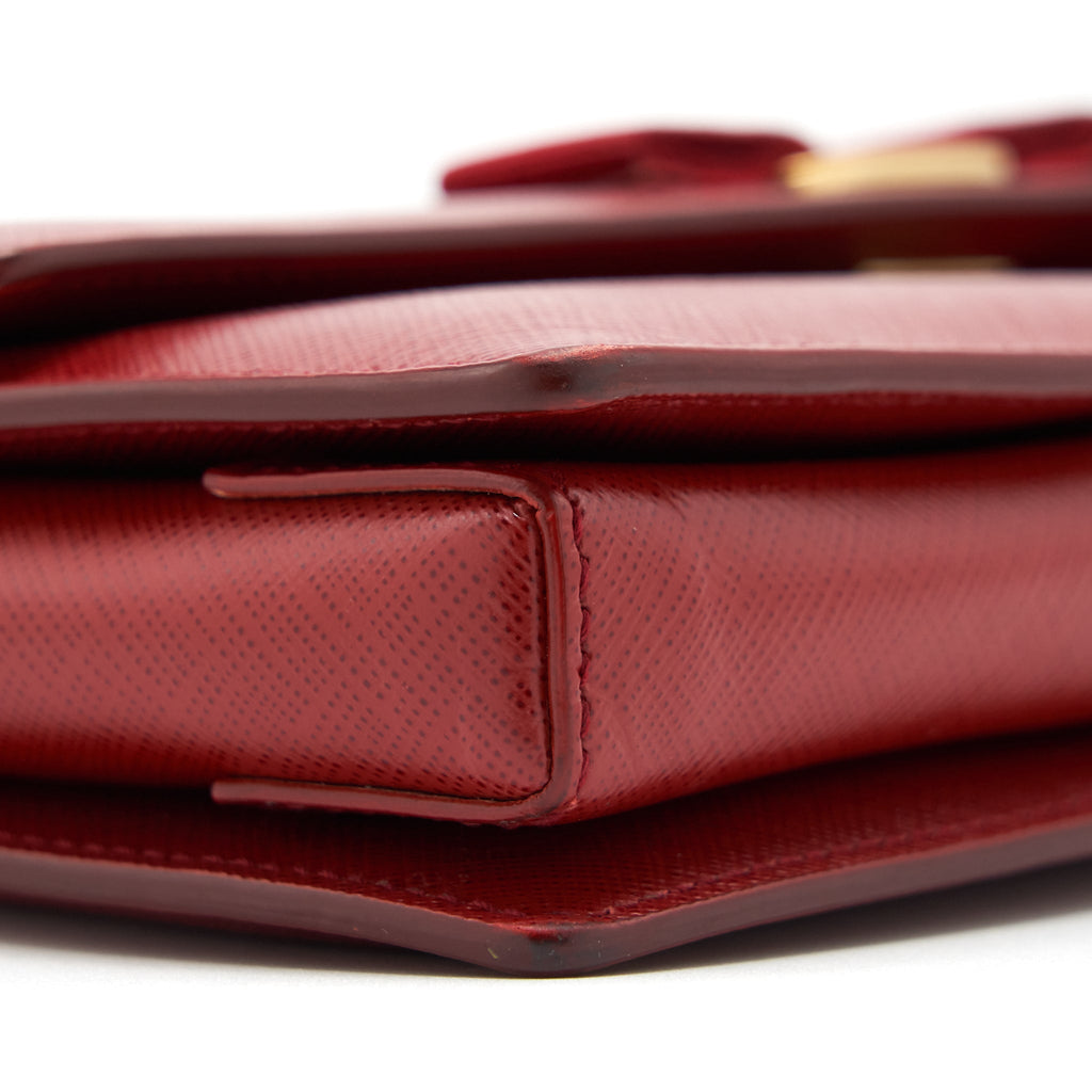 SALVATORE FERRAGAMO GINNY SAFFIANO SHOULDER BAG CALFSKIN RED GHW