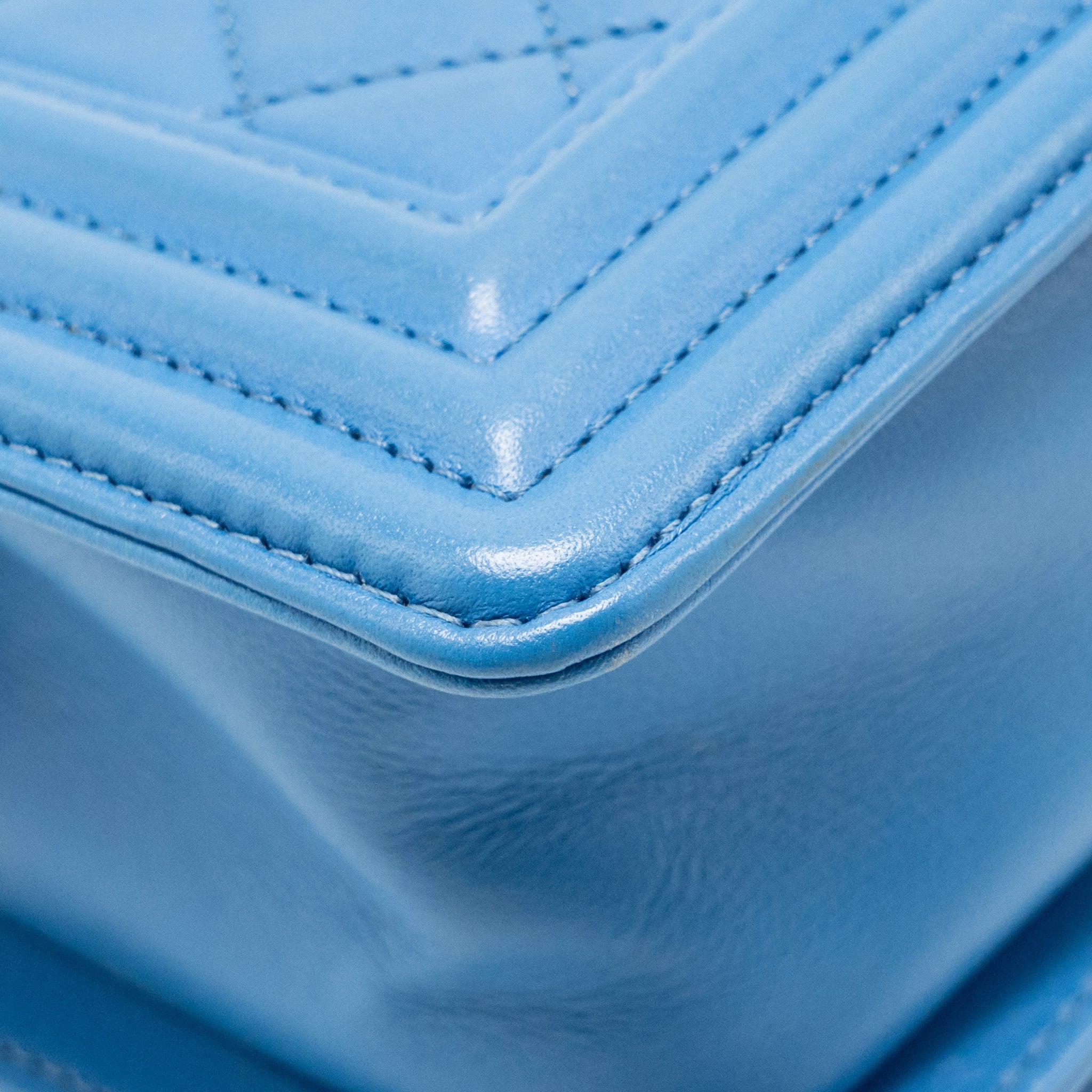 CHANEL SMALL BOY BAG CALFSKIN BLUE SHW