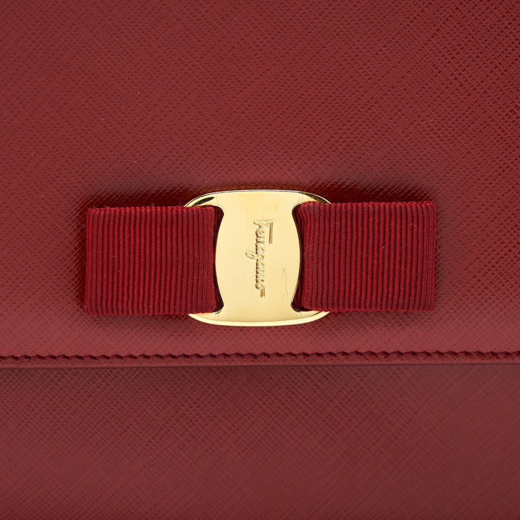 SALVATORE FERRAGAMO GINNY SAFFIANO SHOULDER BAG CALFSKIN RED GHW